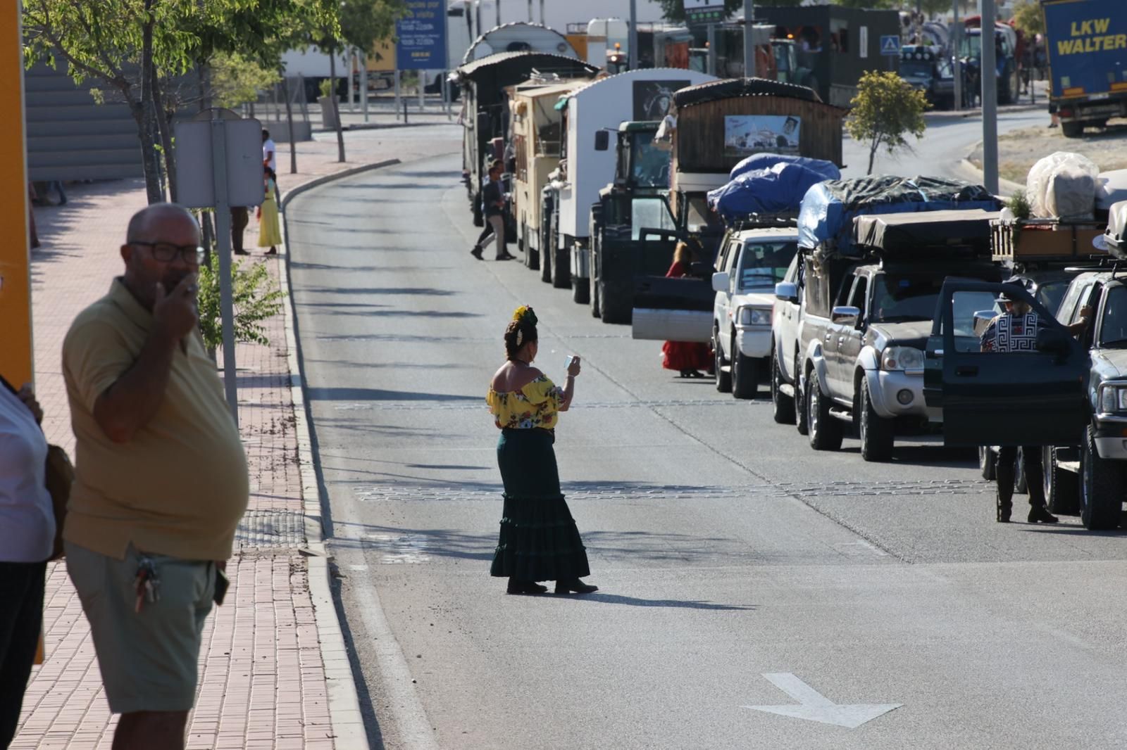 La Hermandad del Rocío de Jerez, entrando en la ciudad en su regreso