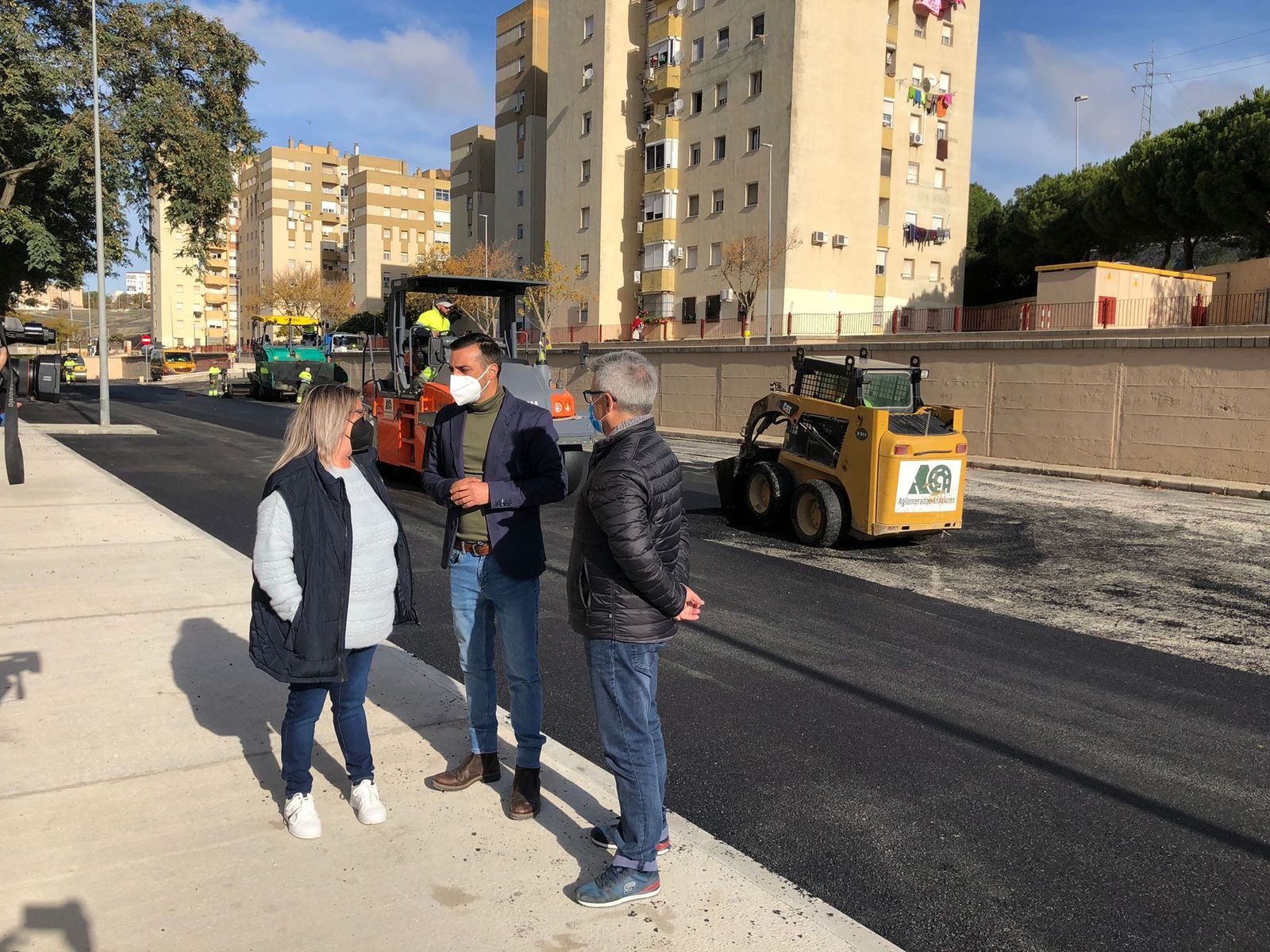 José Antonio Díaz, en su visita al reasfaltado de la barriada La Cartuja.