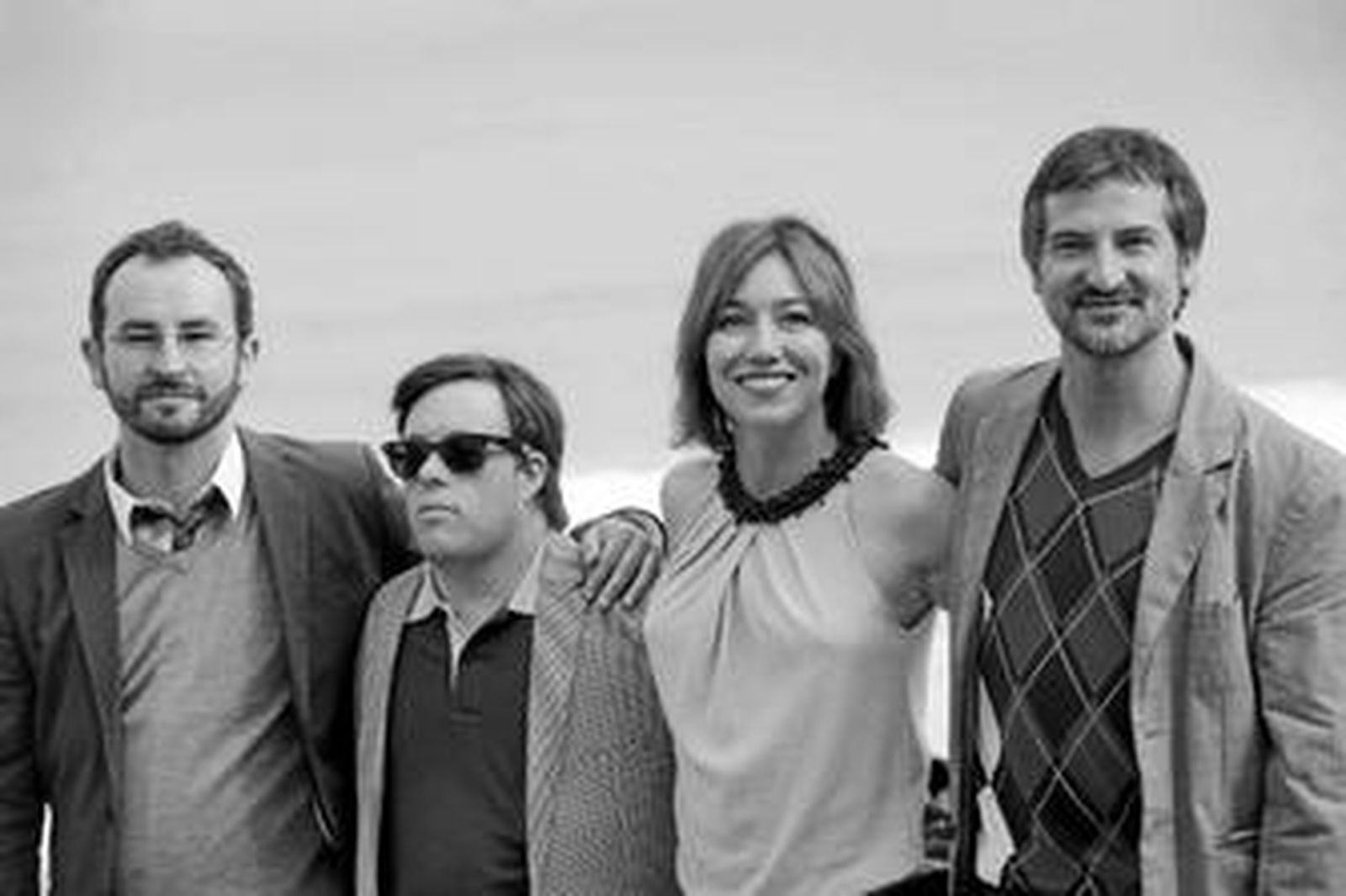 De izquierda a derecha: Álvaro Pastor, Pablo Pineda, Lola Dueñas y Antonio Naharro, ayer, en San Sebastián.