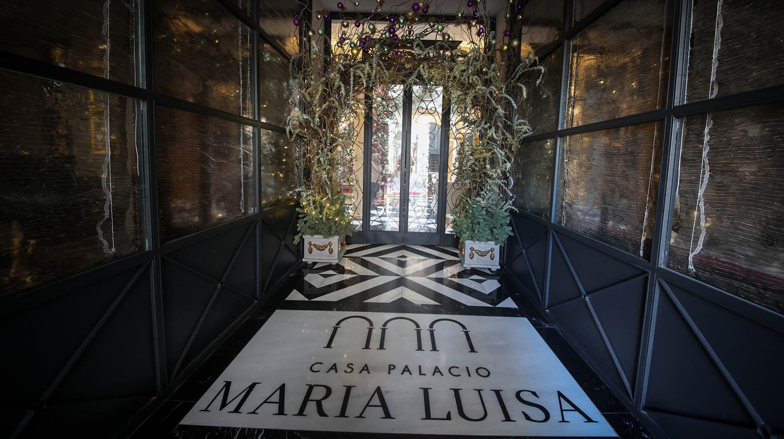 Así es la decoración navideña del Hotel Casa Palacio maría Luisa