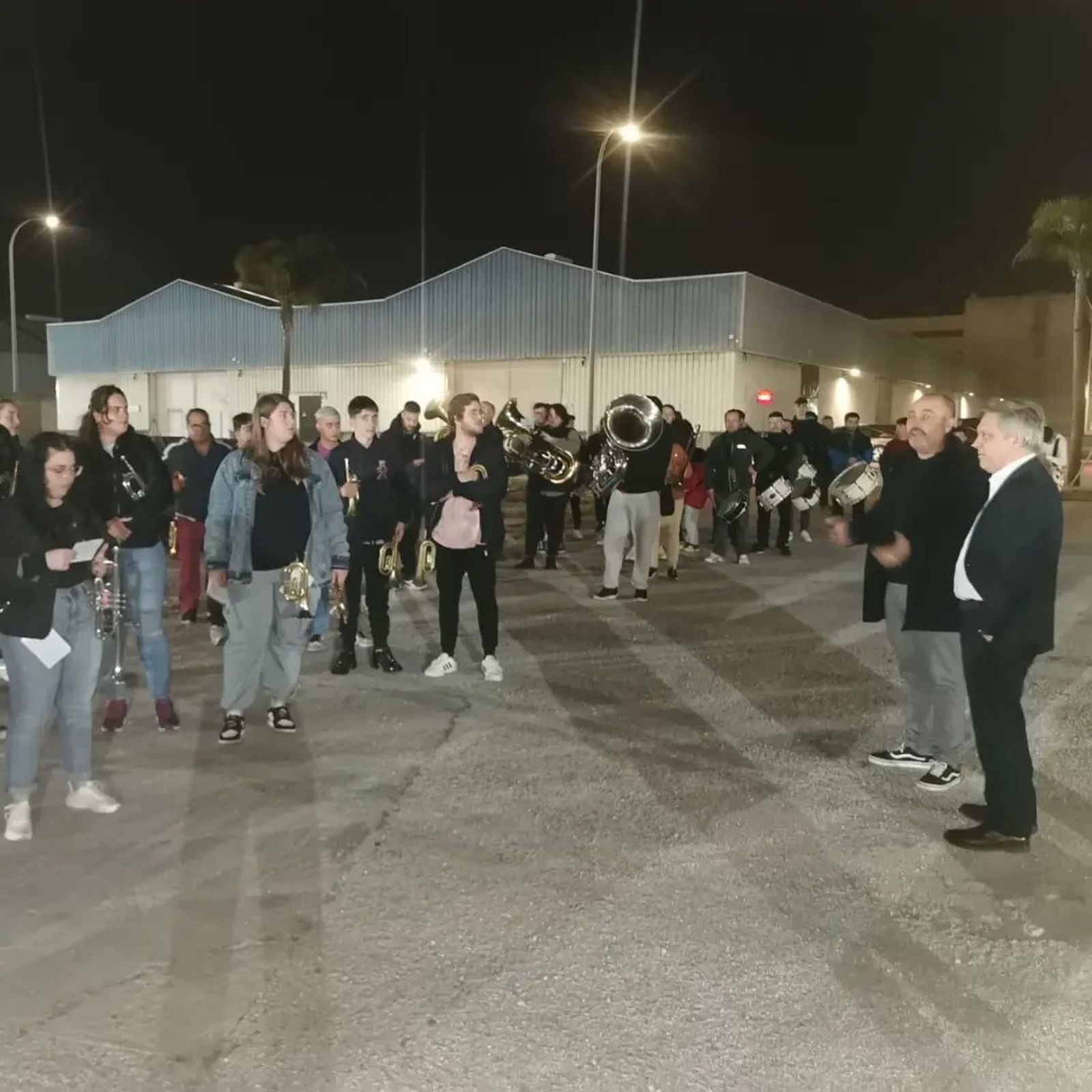 Con la música a otra parte