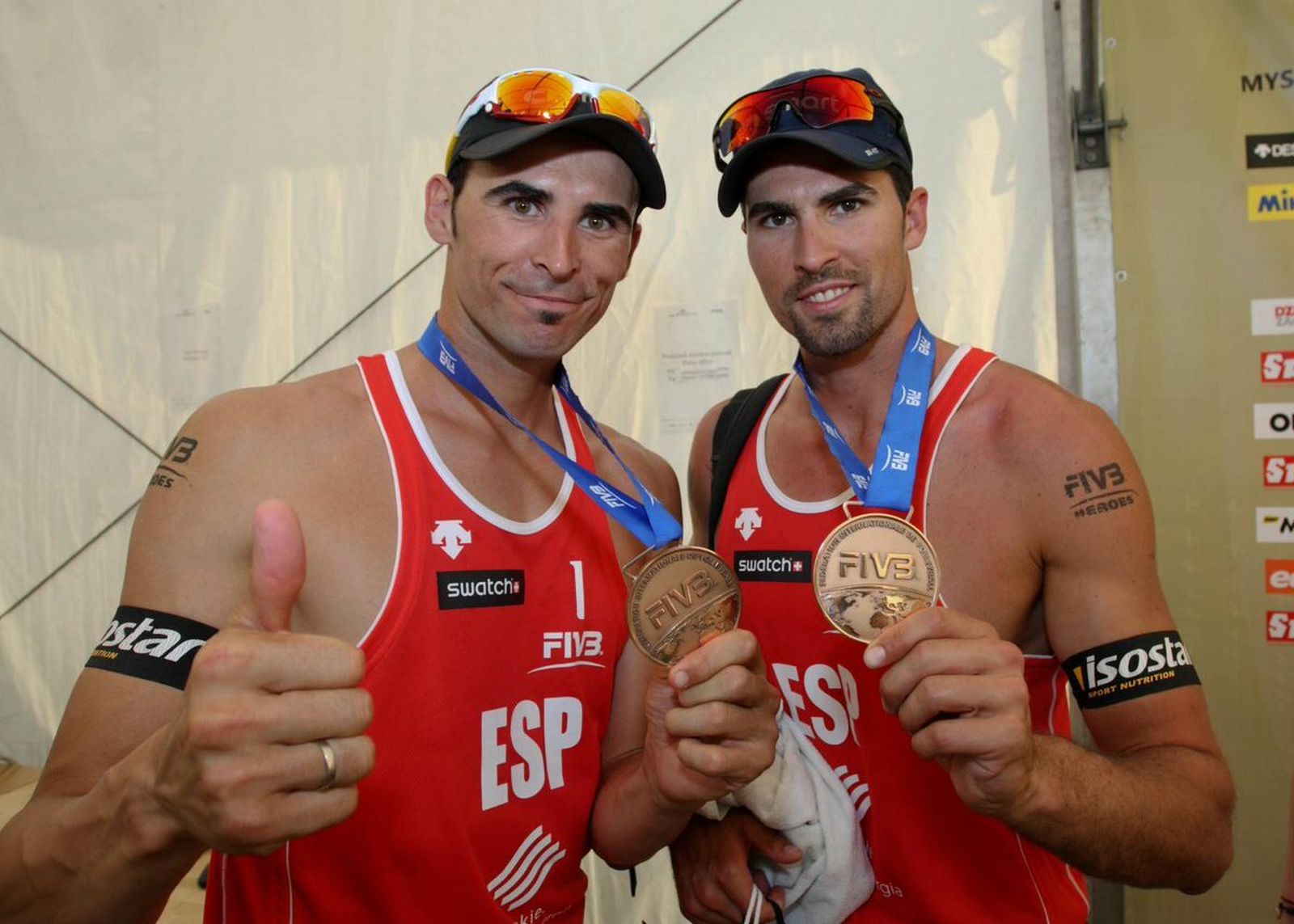 Herrera y Gavira lucen sus medallas de bronce en Doha.