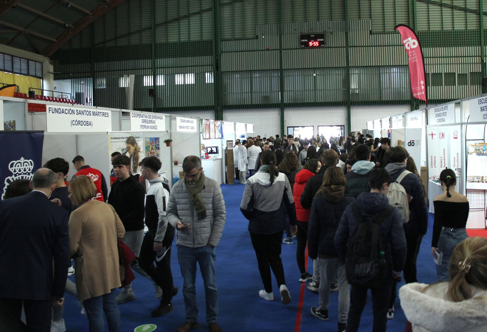 El Salón del Estudiante de Lucena, en imágenes