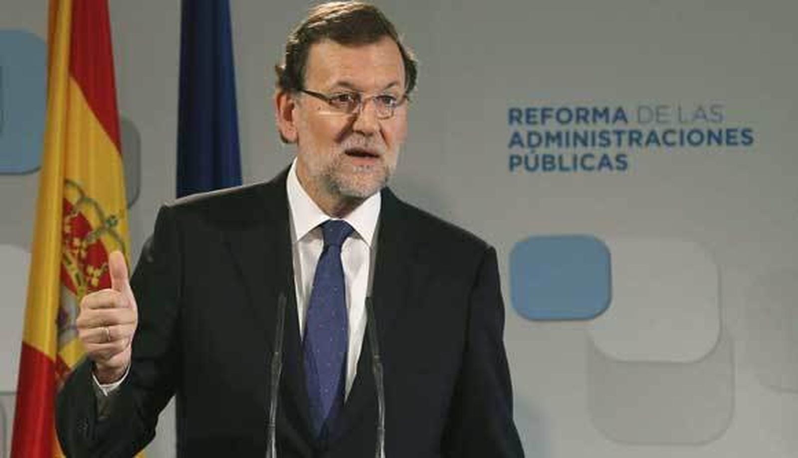 Rajoy anuncia nuevas medidas de "poda burocrática" en la administración