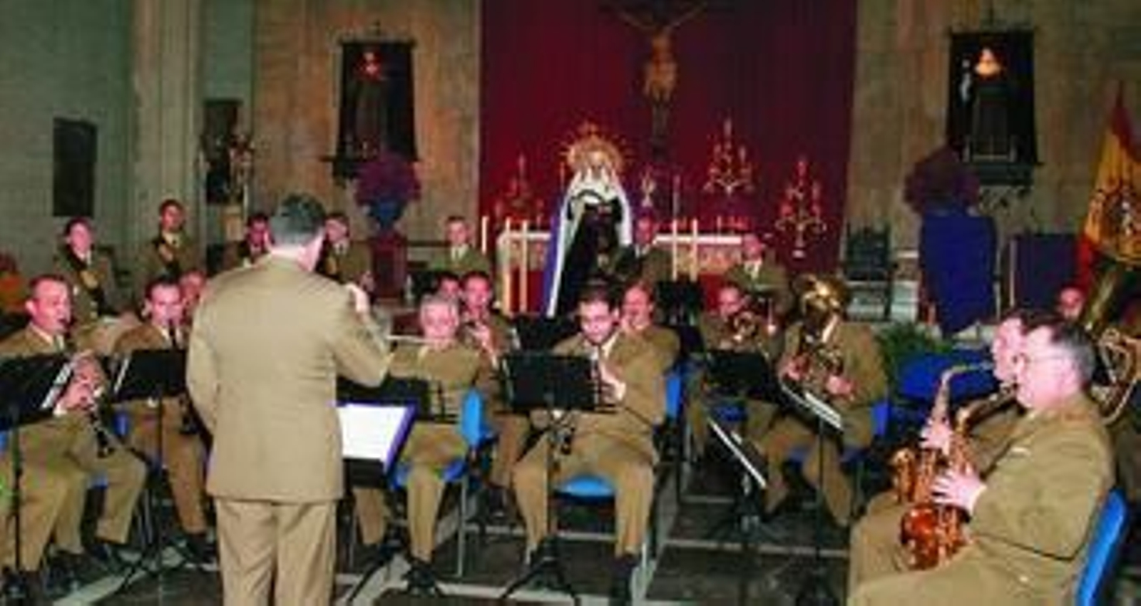 Un momento del concierto ofrecido ayer por el Soria 9 ante el Cristo de la Defensión y la Virgen de la O.