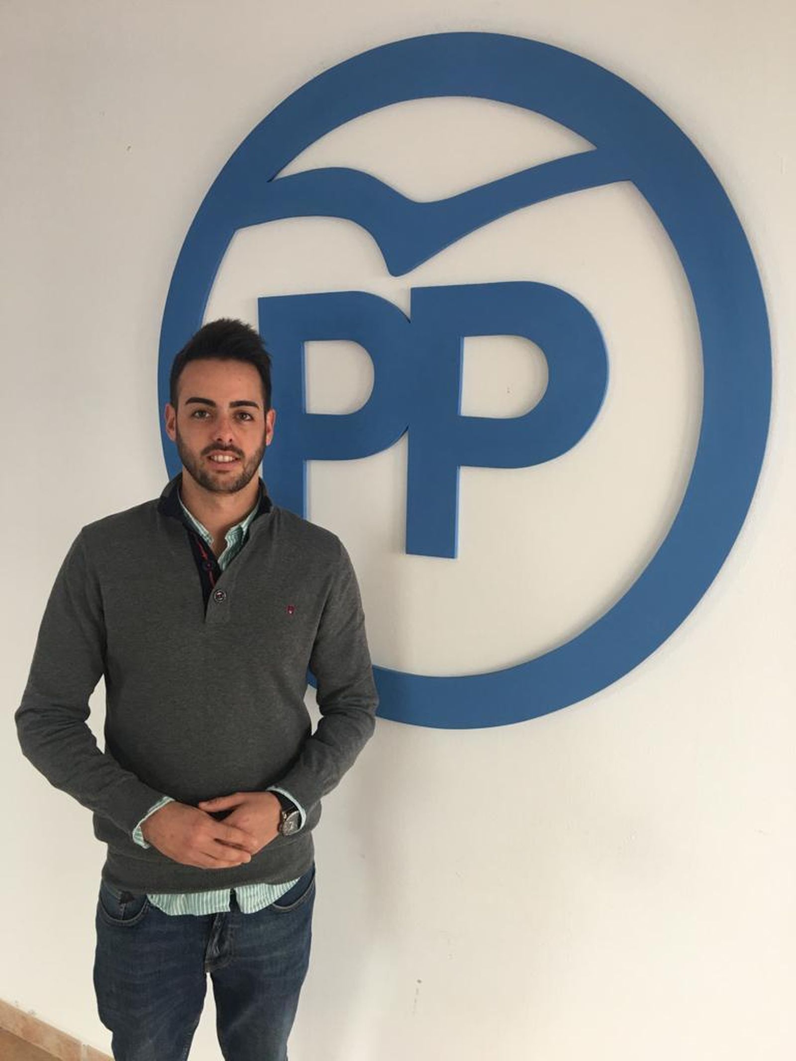 Jesús Garay en la sede del partido en la calle Palacios.