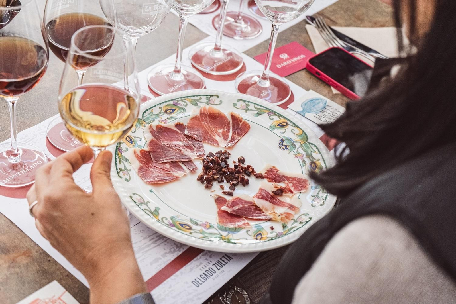 La Bodeguilla del Bar Jamón rinde homenaje a su producto estrella