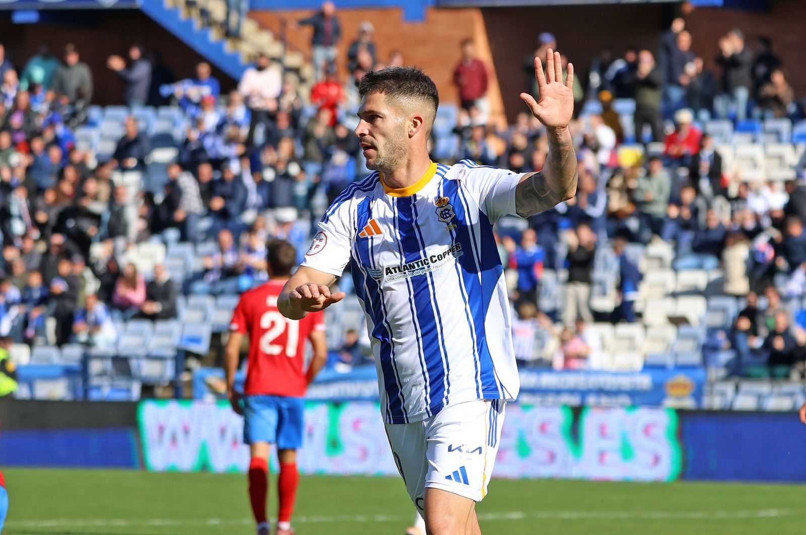 Manita del Recreativo al Estepona (5-0)