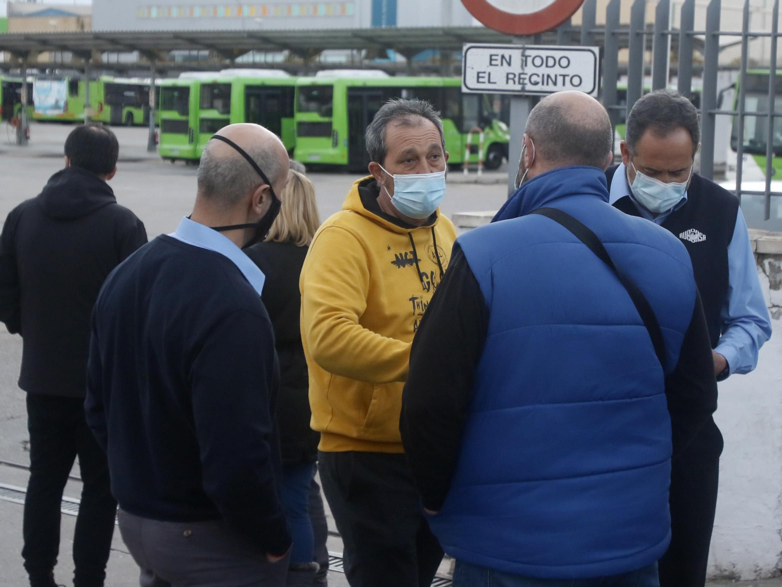 La caravana de protesta de la plantilla de Aucorsa, en fotografías