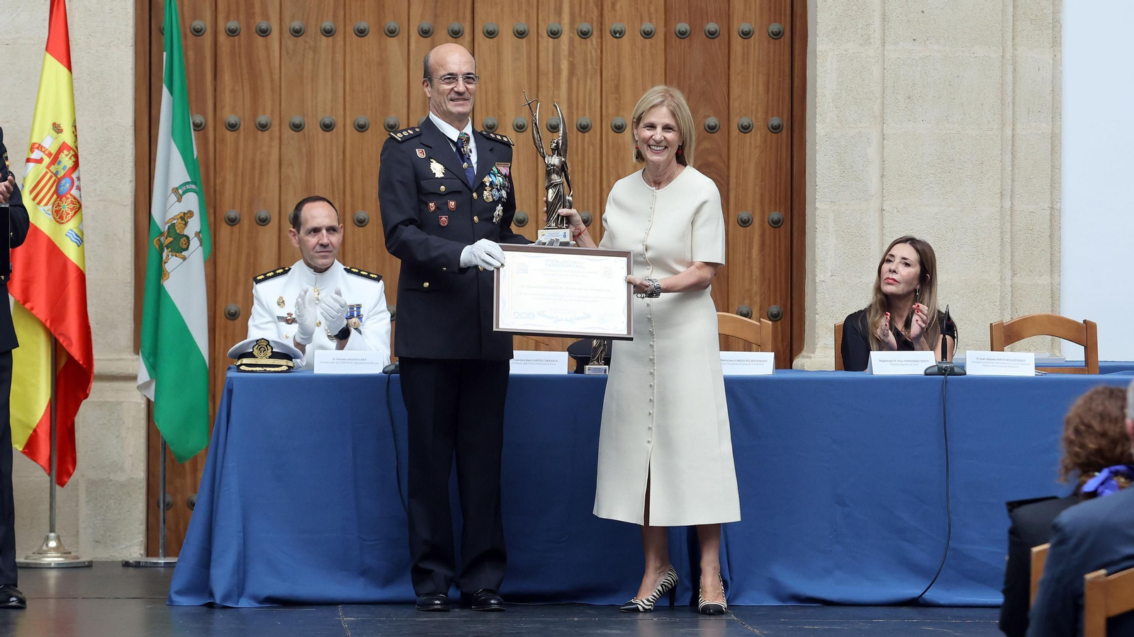 Imágenes del Día de la Policía Nacional en Jerez