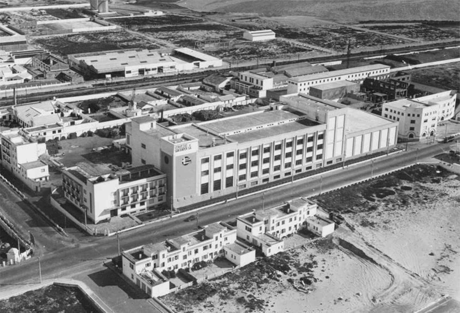 Imágenes sorprendentes de la historia de la avenida de Cádiz