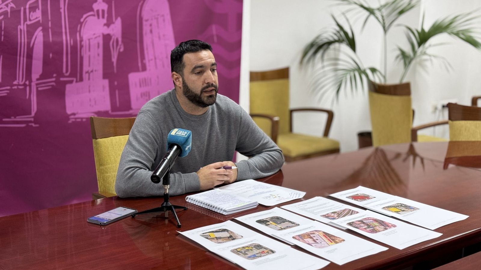 Antonio Gil durante la presentación de la iniciativa