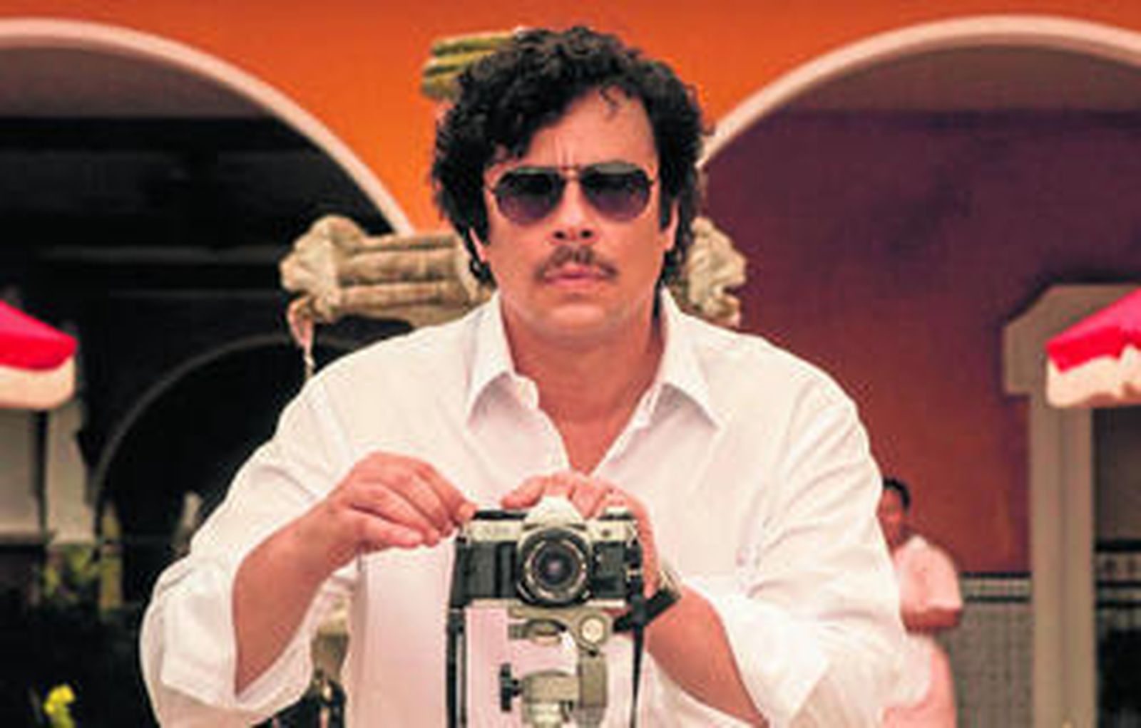 El actor se pone en la piel de Pablo Escobar.