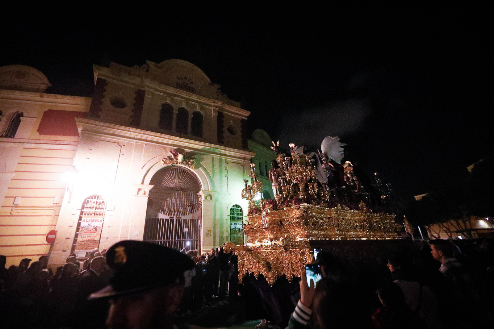 Las mejores fotos de la procesión de La Macarena en Almería