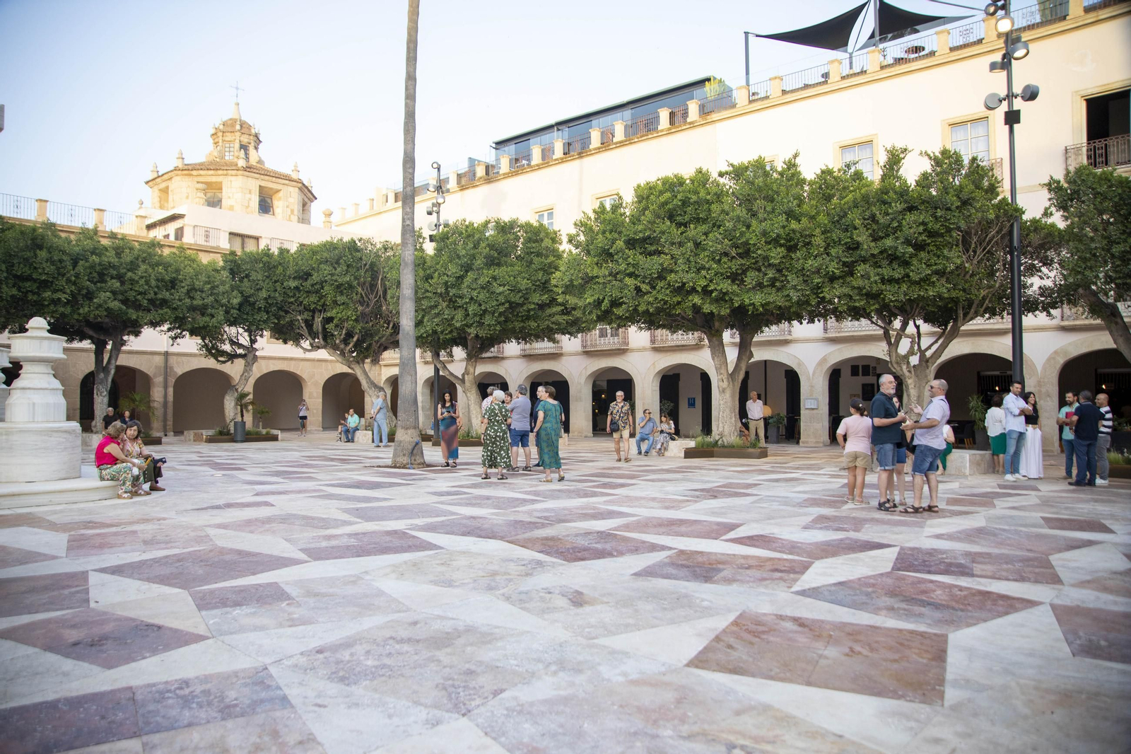 Las imágenes de la inauguración de la Plaza de la Constitución en Almería