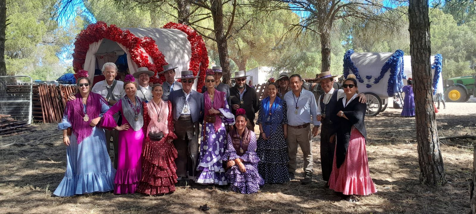 Imágenes de la llegada a la Aldea y presentación de la Hermandad del Rocío de Jerez