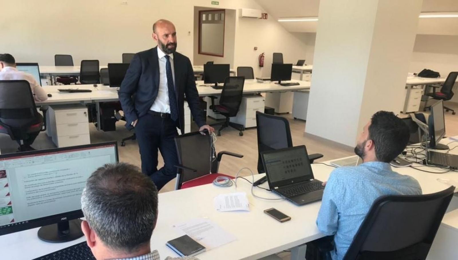 Monchi, en las nuevas oficinas ubicadas en la ciudad deportiva.