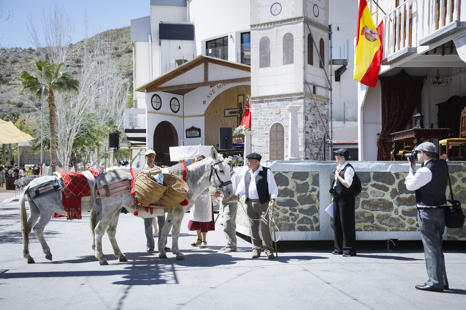 Imágenes de "Canteros y Caciques en la lucha por el Mármol" de Macael