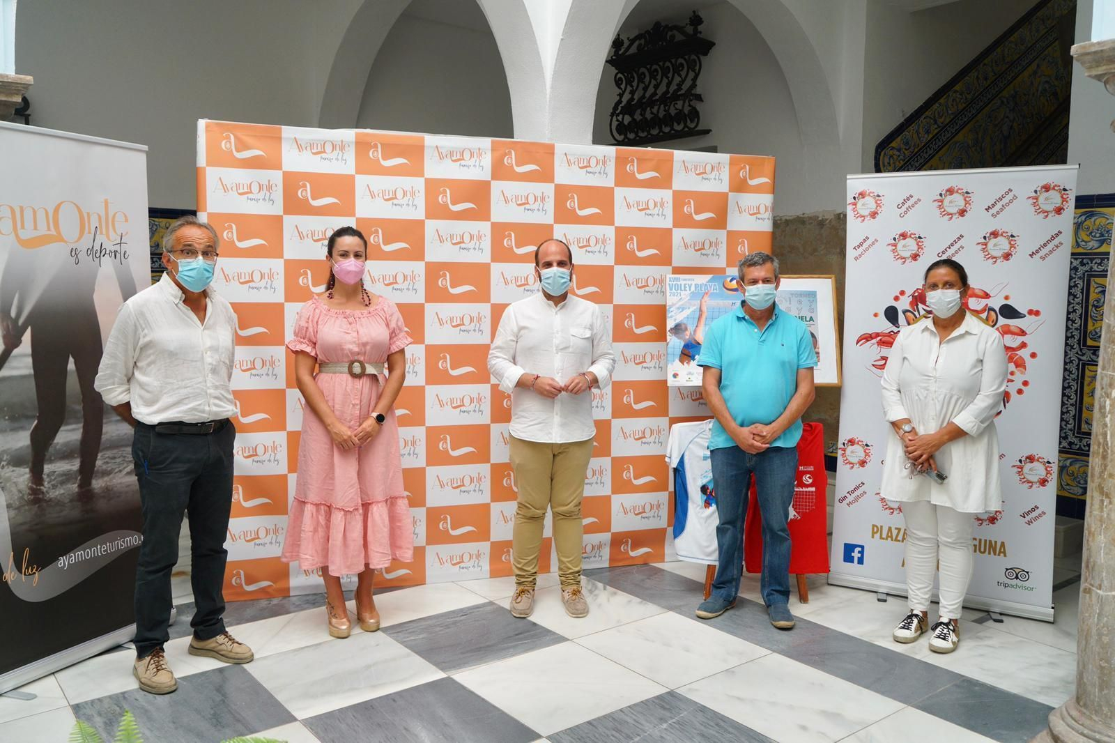 Un momento de la presentación en el Ayuntamiento de Ayamonte.