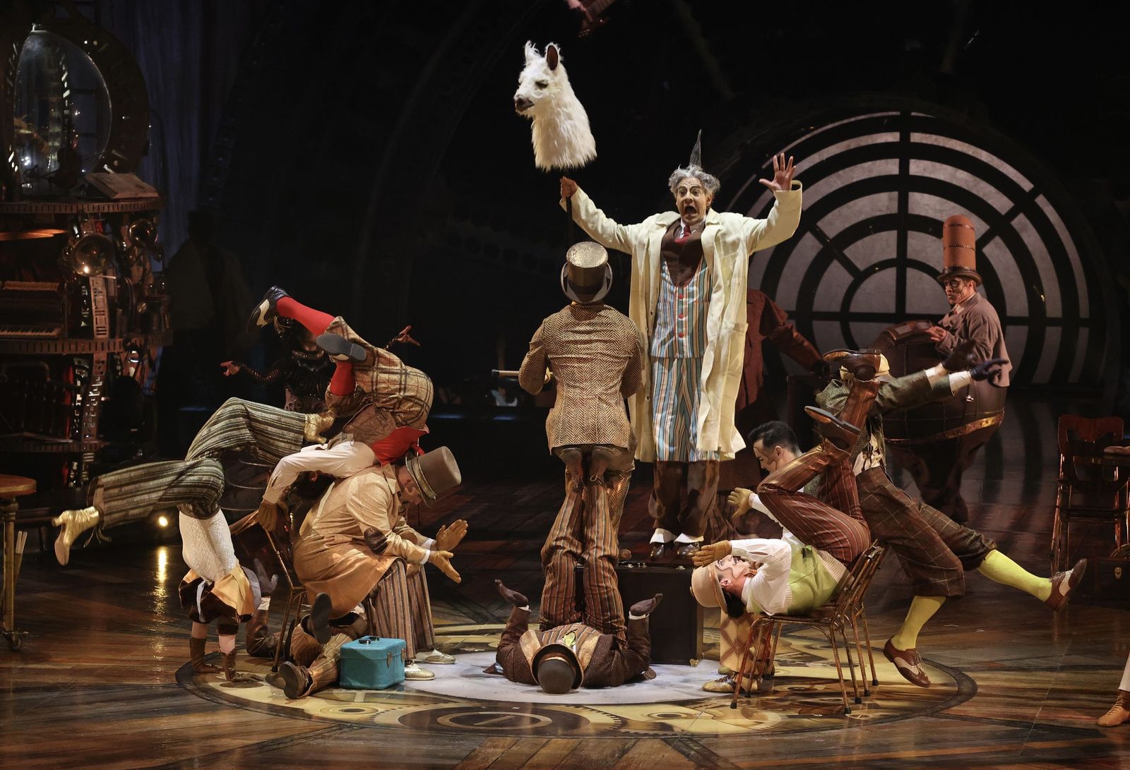 'Kurios: Gabinete de Curiosidades' en Sevilla: fotos del espectáculo