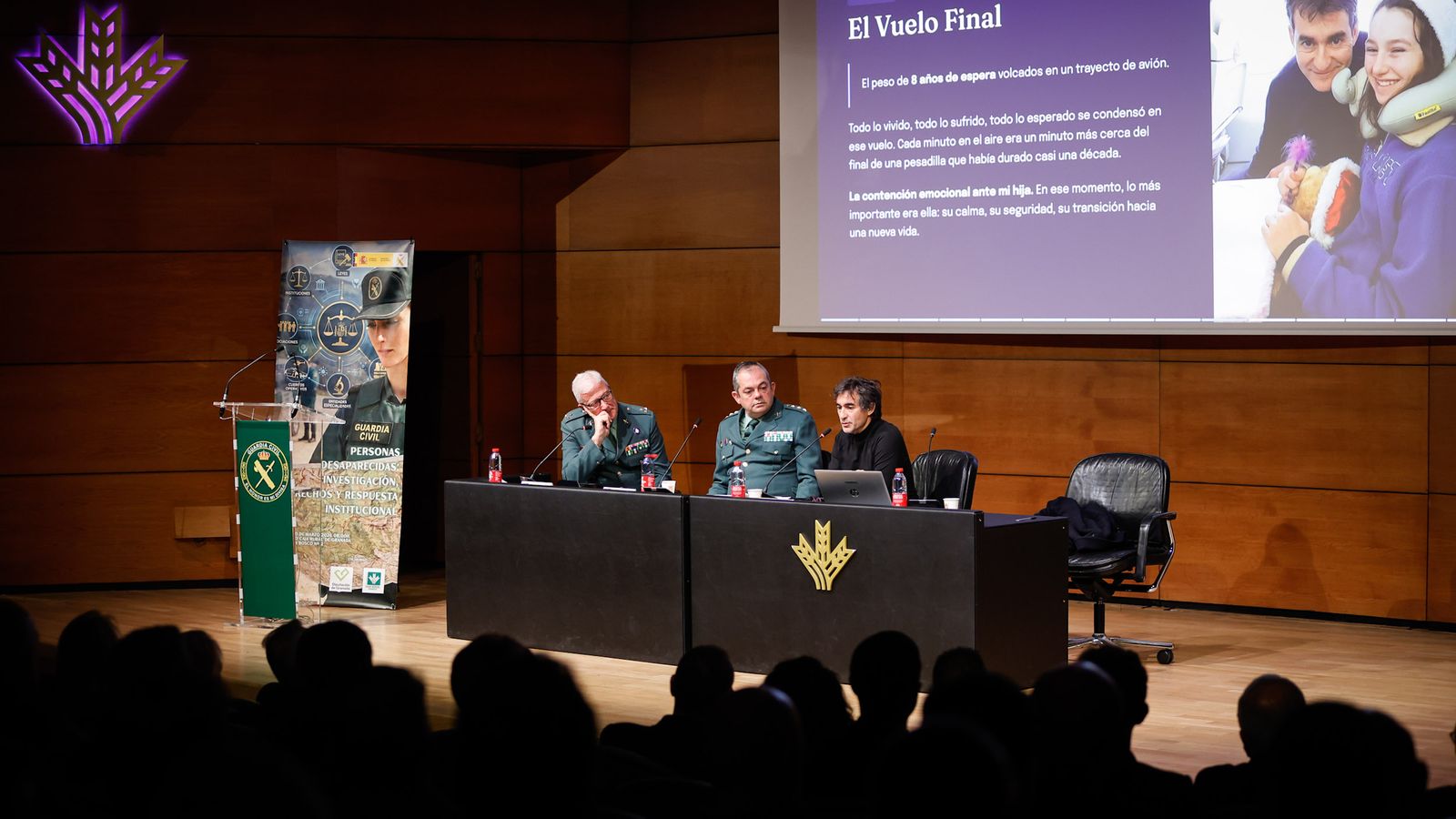 Un momento de la charla de Encinas