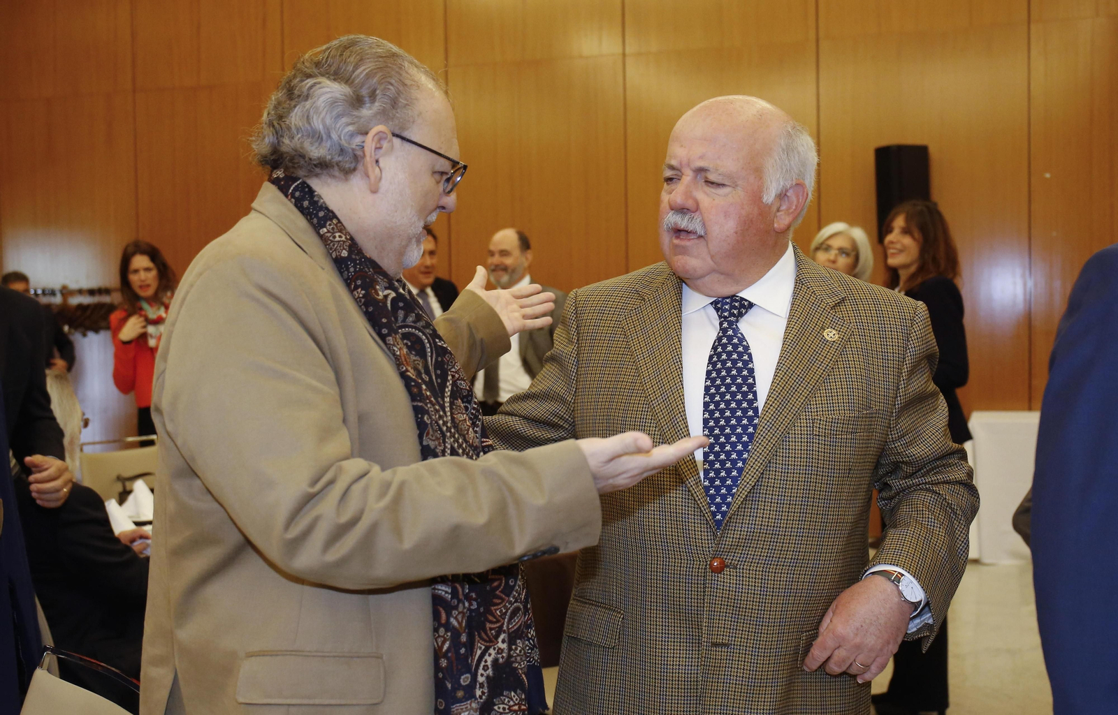 Las fotos del Foro Joly con el consejero de Salud, Jesús Aguirre