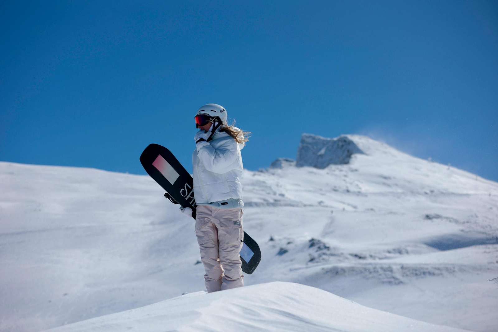 Imagen de archivo de una deportista en Sierra Nevada.
