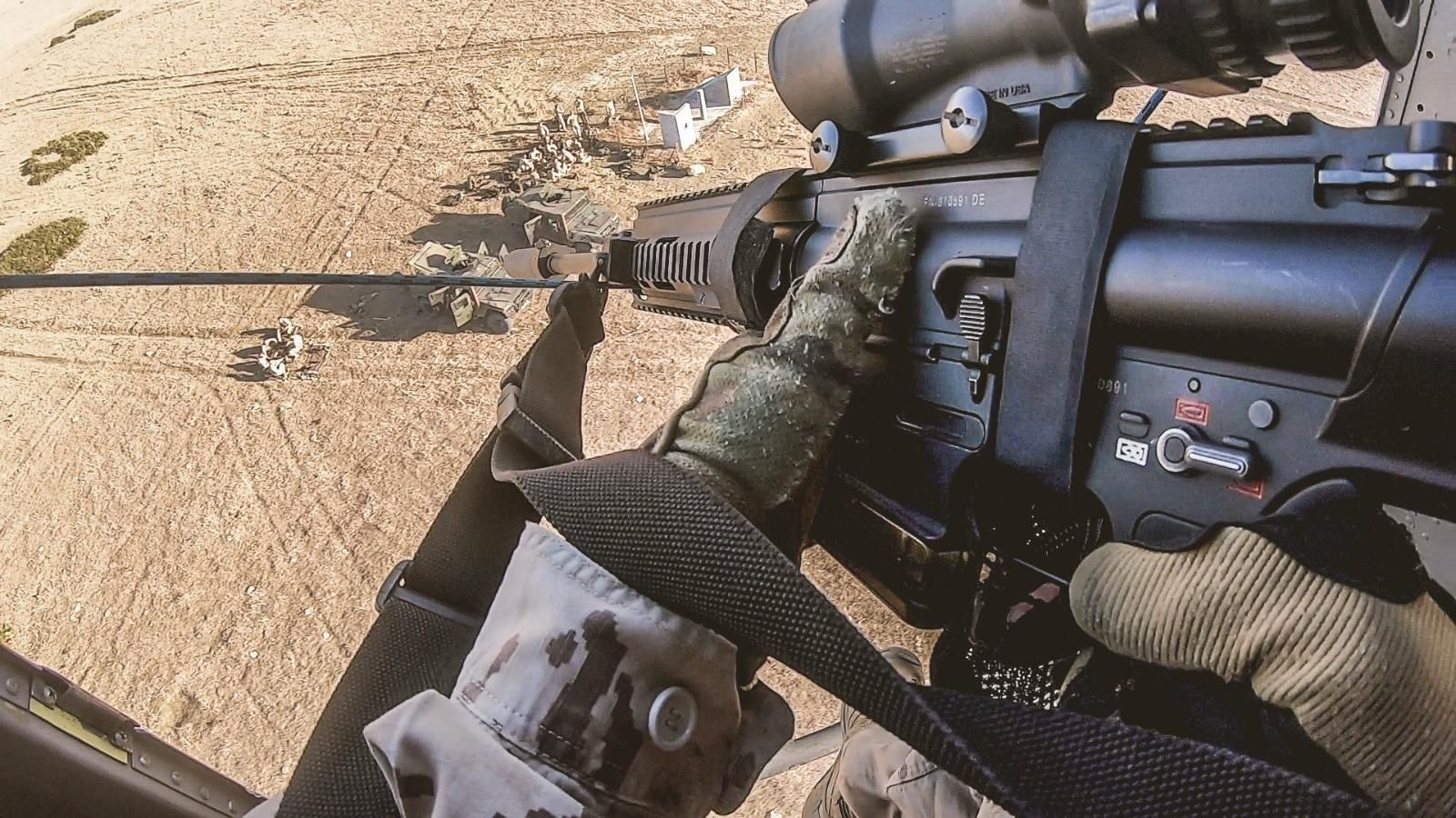 Imágenes del ejercicio de los tiradores de Infantería de Marina del TEAR