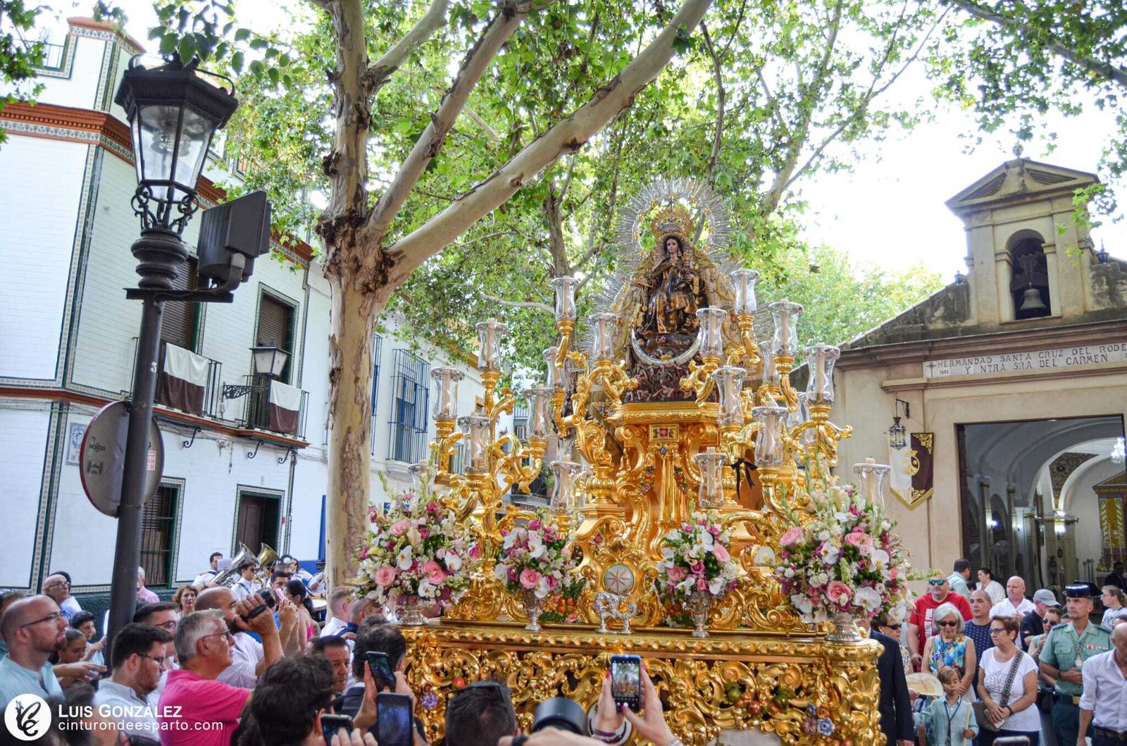 La Virgen del Carmen al poco de realizar su salida procesional
