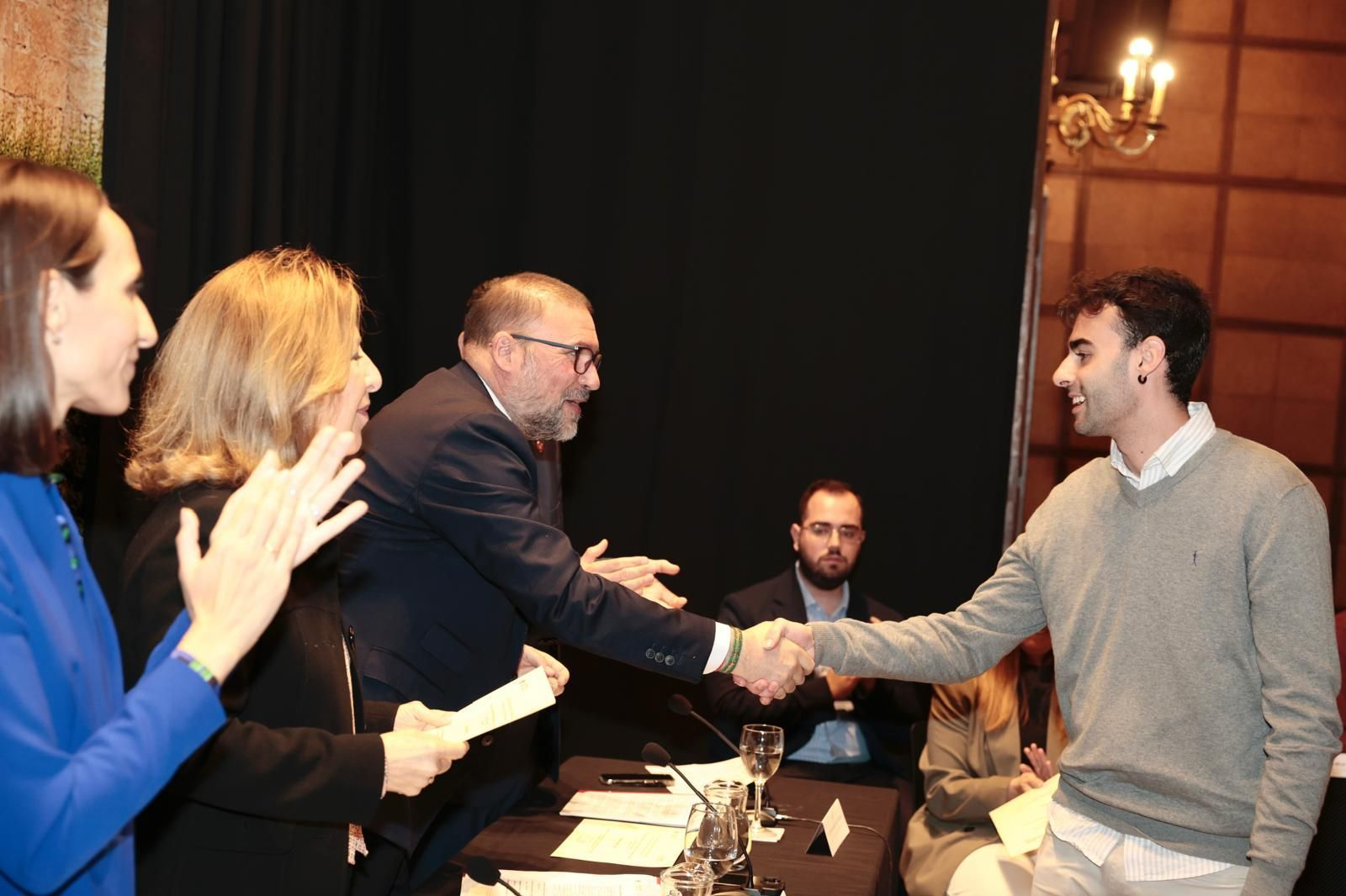 Así fue la entrega de los V Premios de Reconocimiento al Talento del estudiantado para iniciación de la investigación de la UGR