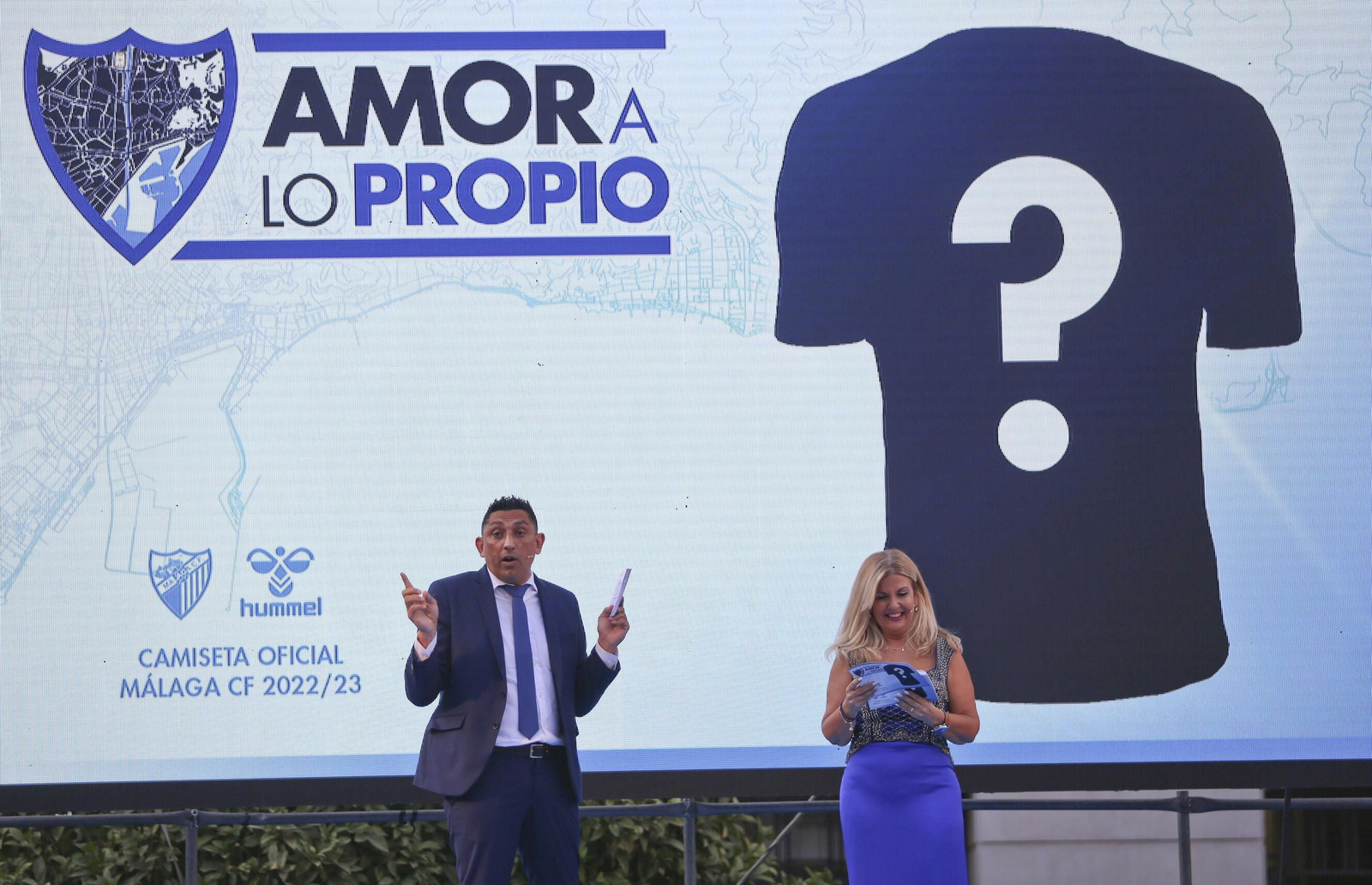 Las camisetas del Málaga CF toman el centro de la ciudad Las camisetas del Málaga CF toman el centro de la ciudad