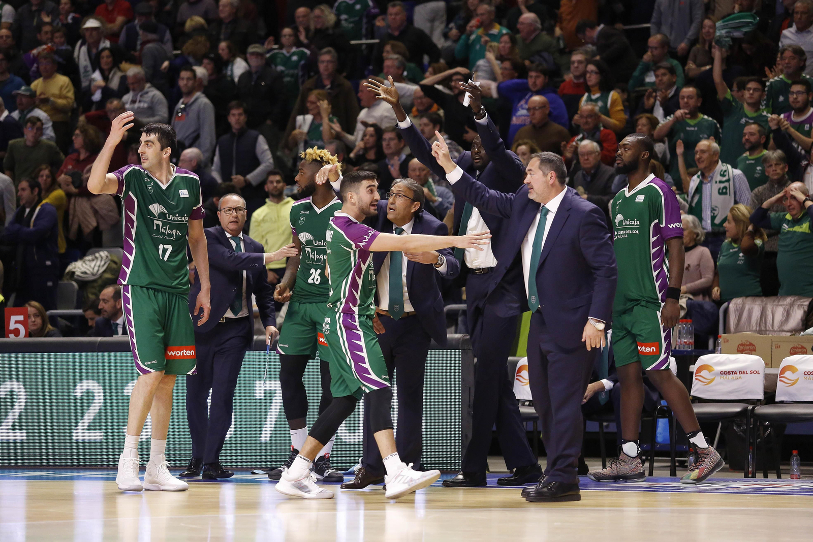 Las fotos de la enorme victoria malagueña