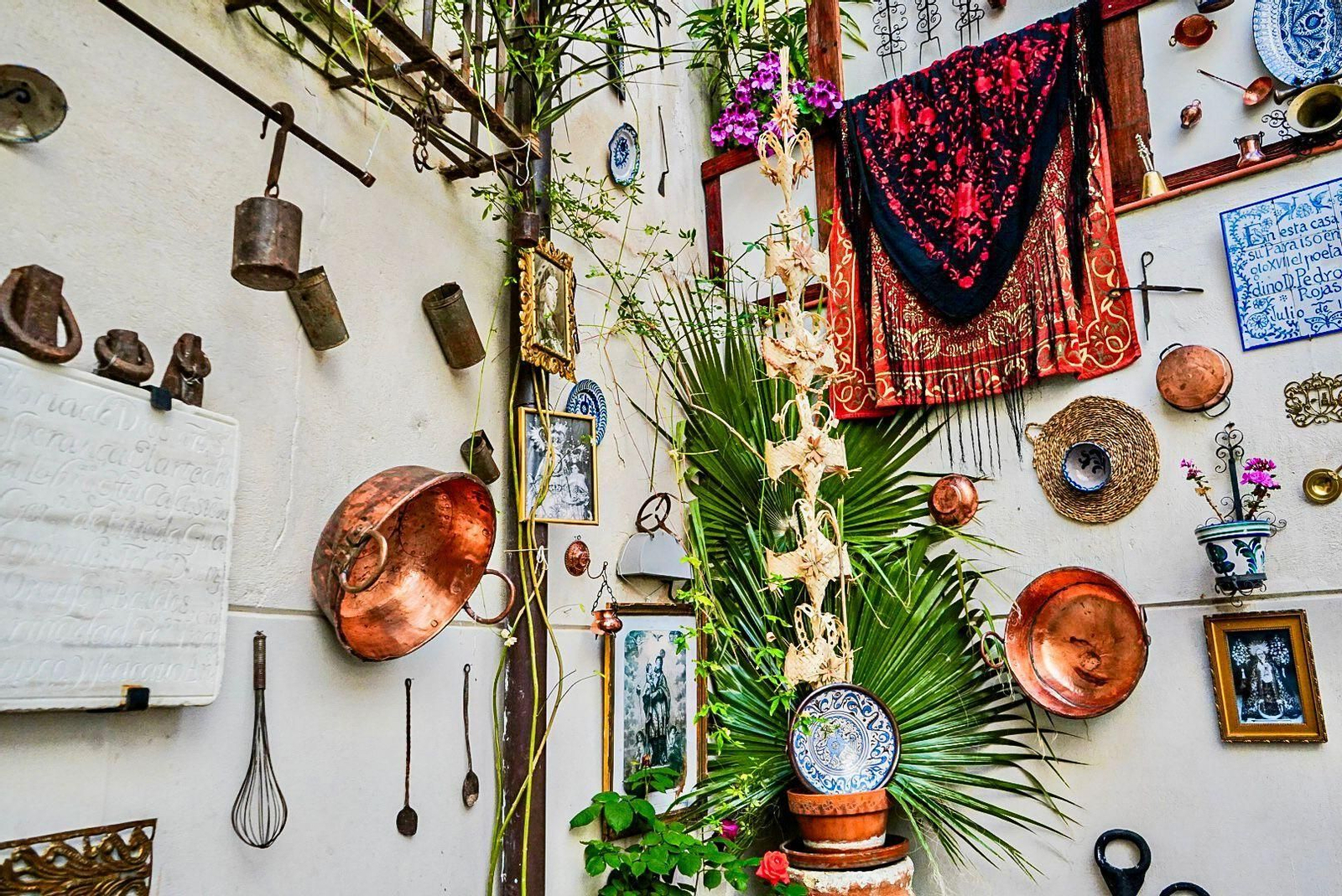 Granada ya vive las Cruces desde el día de antes: las mejores fotos