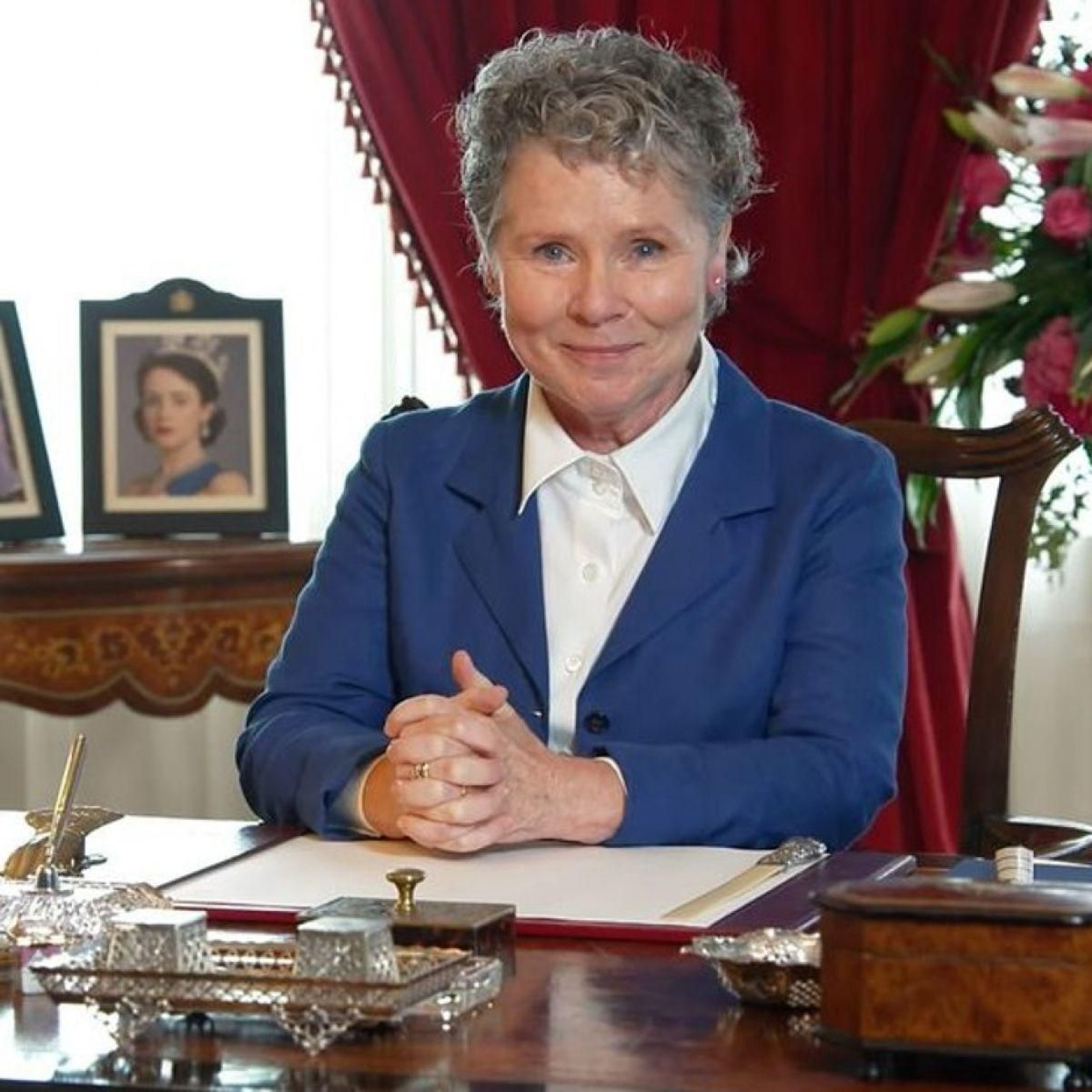 Imelda Staunton en el anuncio de la fecha de estreno para 2022