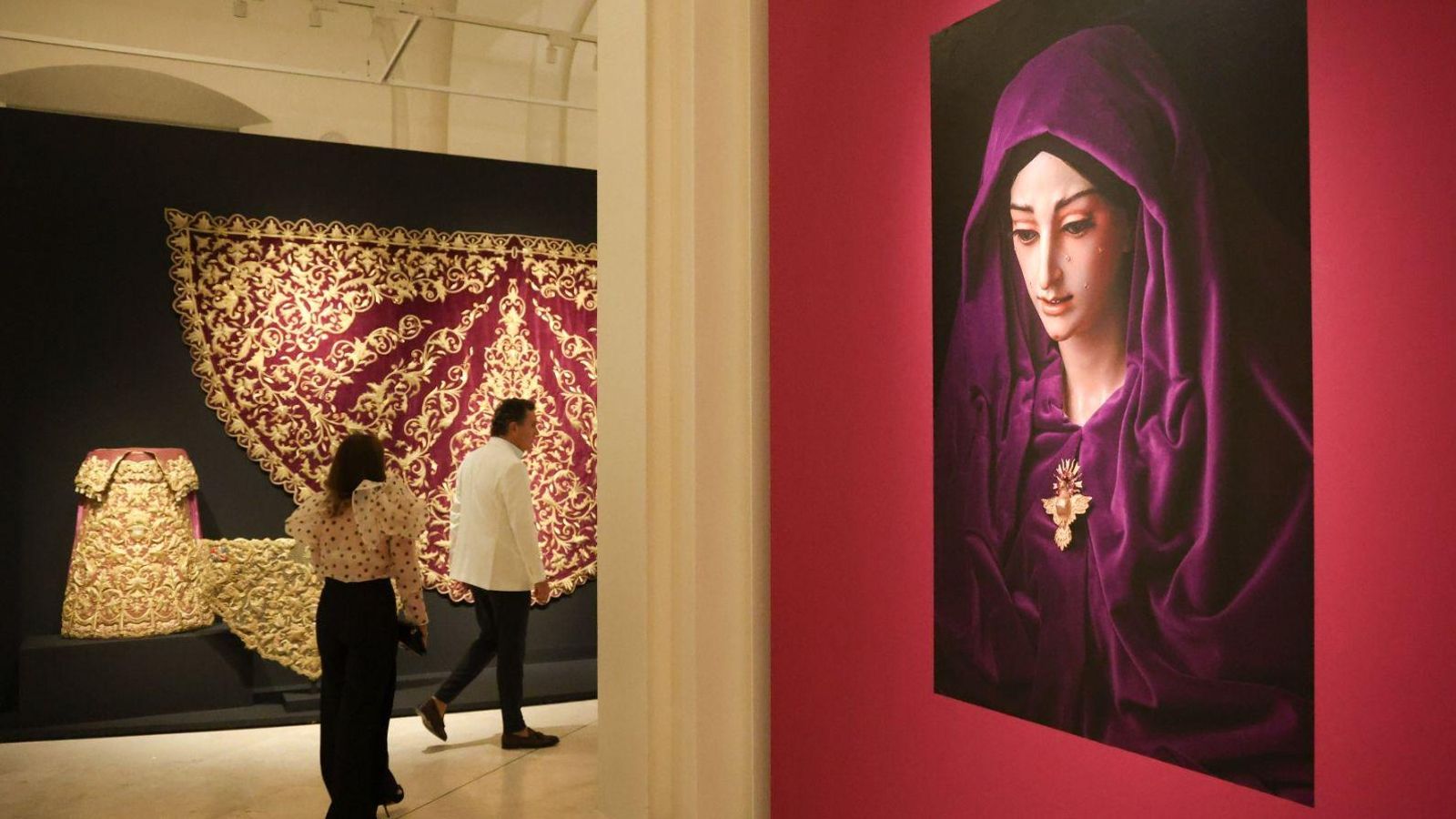 Exposición 'Vestida de Sol' del Museo de Málaga