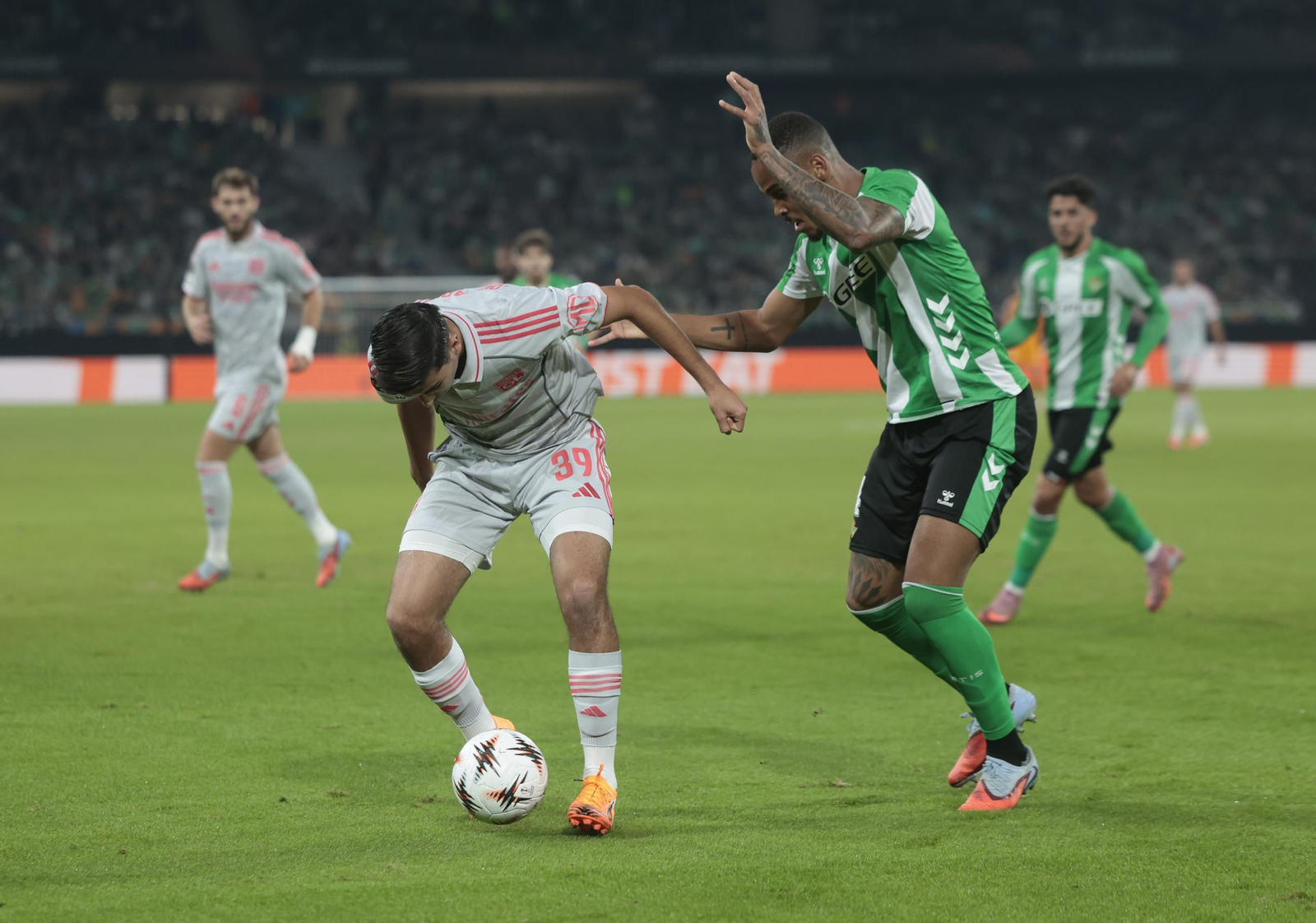 Las fotos del Betis - Olympique Lyonnais