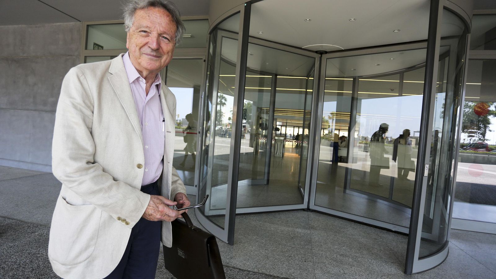 Rafael Moneo, a su entrada en la Gerencia de Urbanismo, en el año 2013.