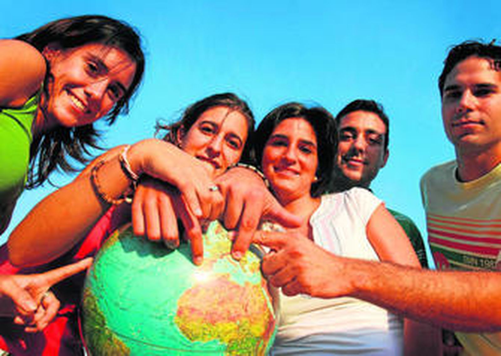 Las becas Erasmus se mantienen este curso pero ajustadas al país de destino