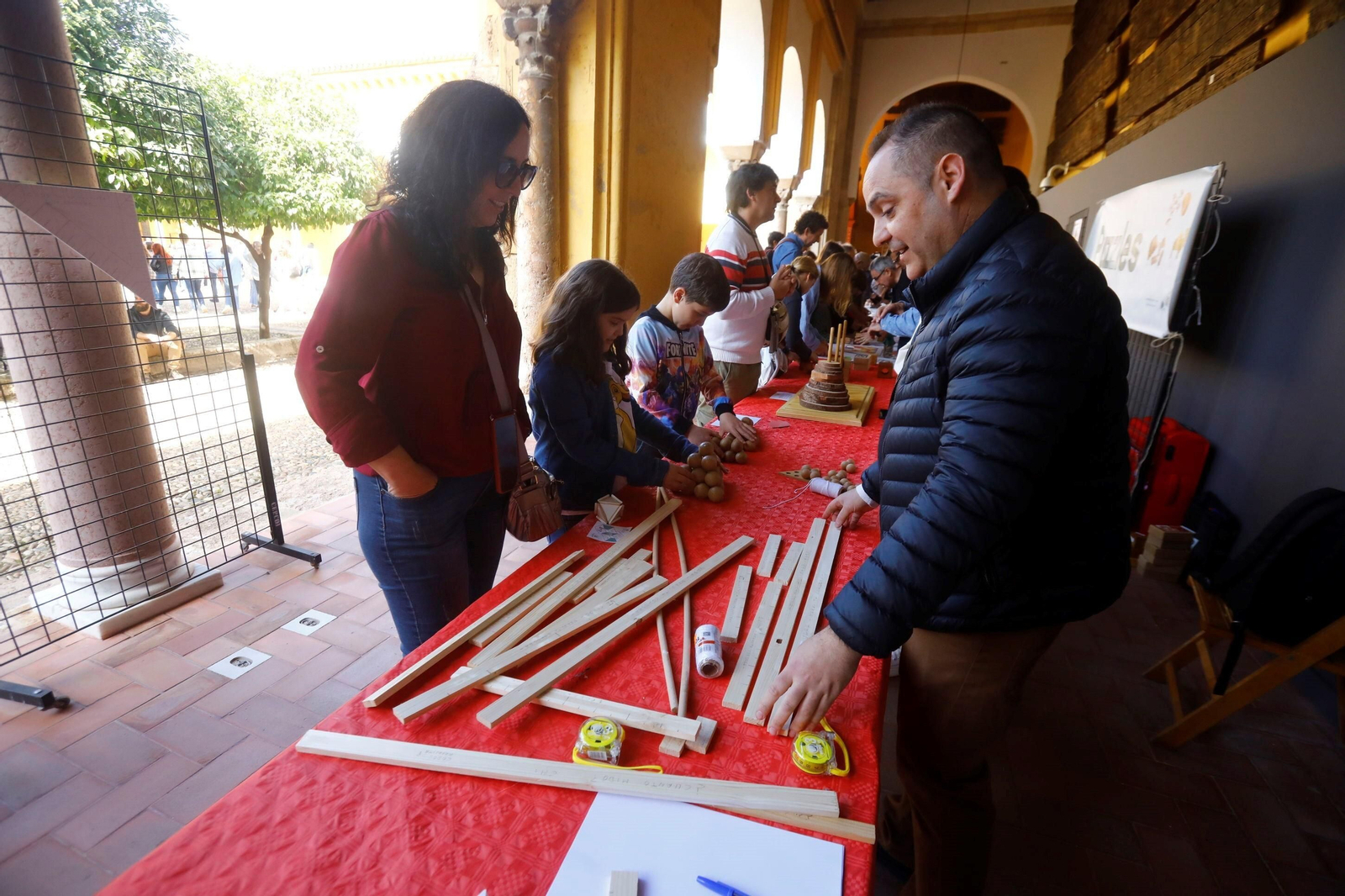 Las jornadas de la Sociedad Andaluza de Educación Matemática Thales en la Mezquita de Córdoba, en fotos