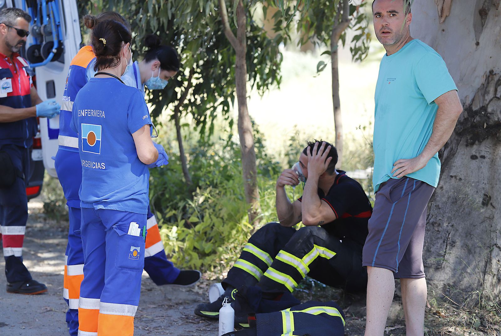 Incendio en las casas abandonadas de la calle Valverde del Camino en Huelva