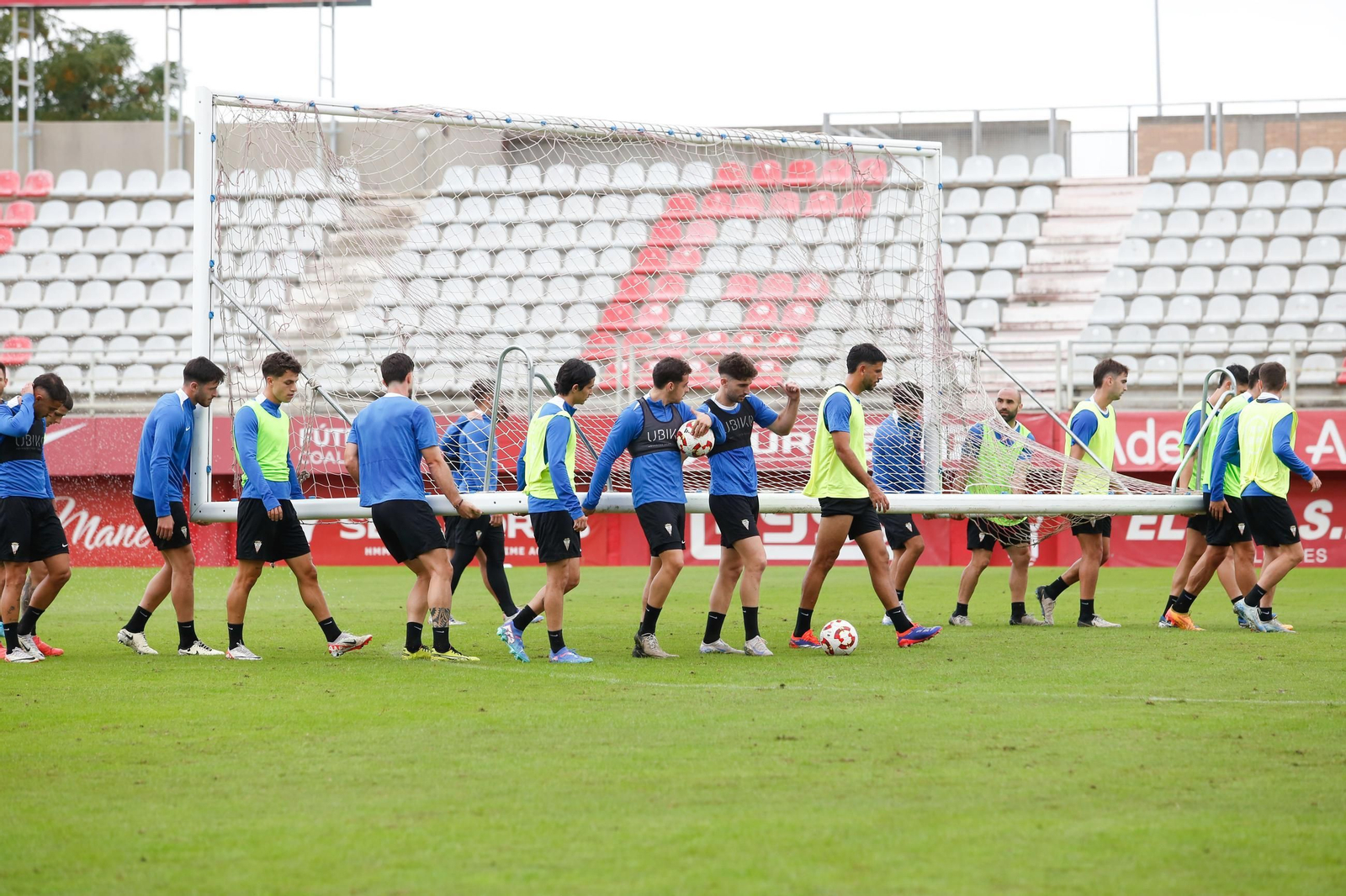 El entrenamiento del Algeciras CF antes de la visita al Recreativo de Huelva