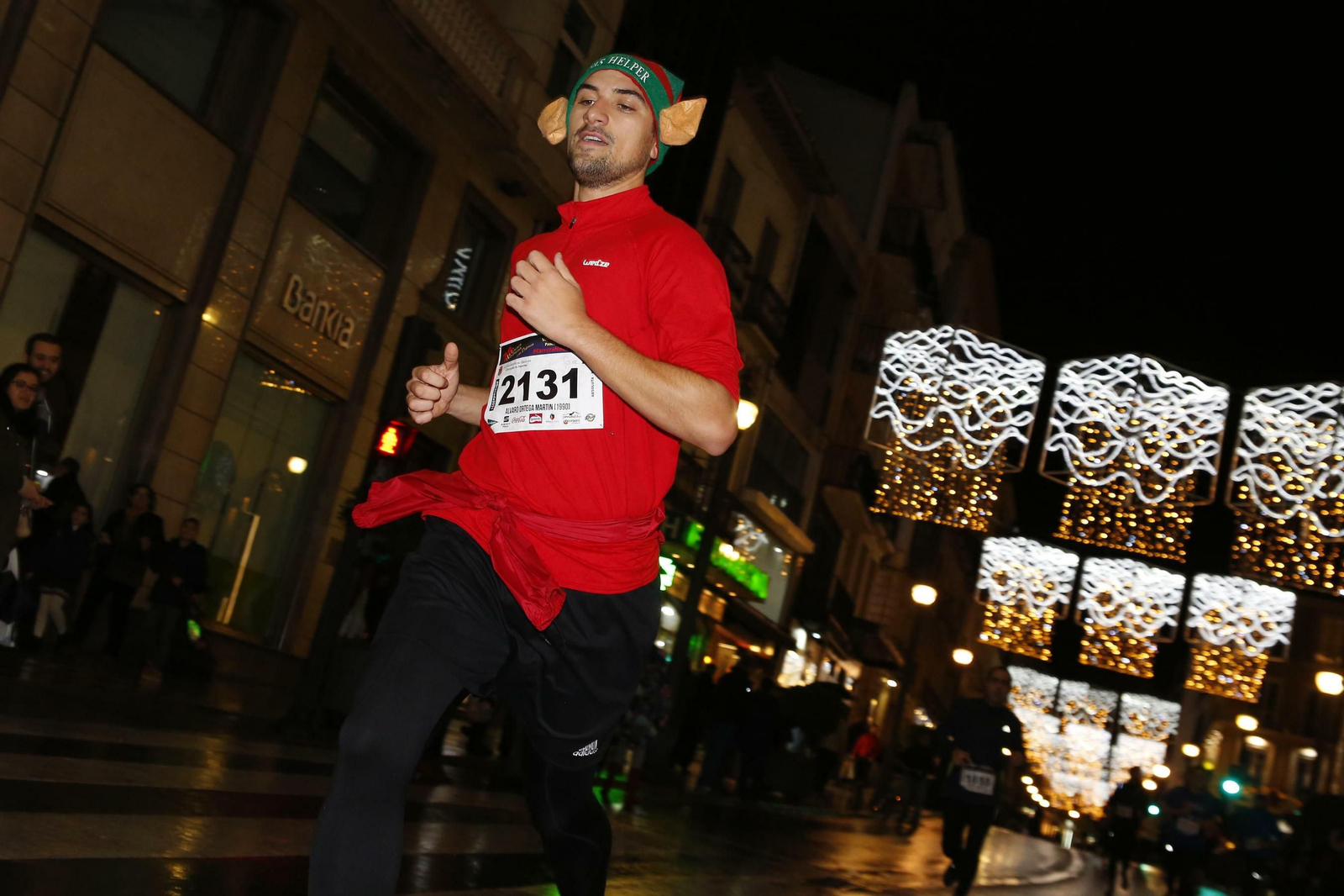 Las imágenes de los mejores disfraces en la Carrera de la Suerte de Granada