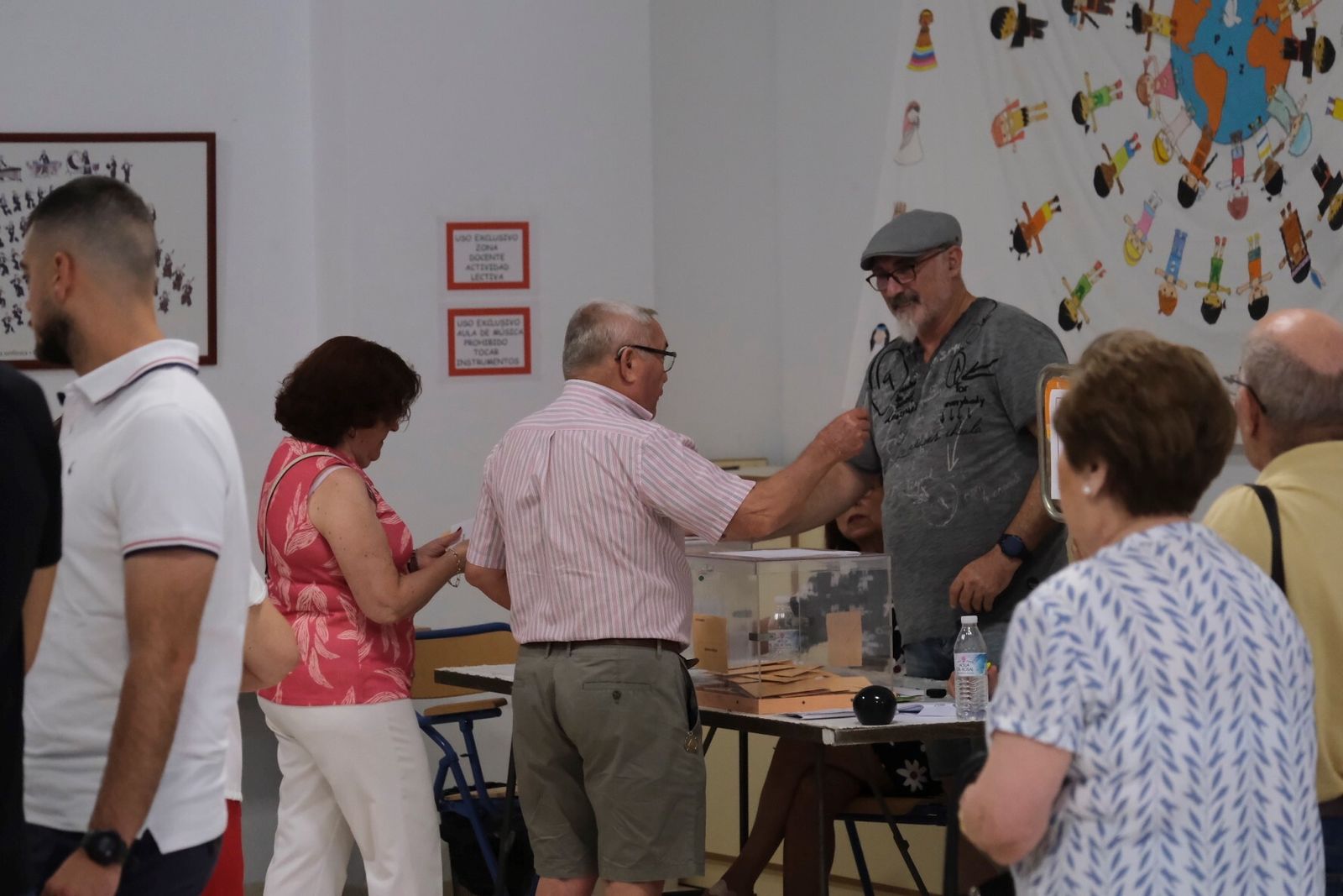 La jornada electoral en Córdoba, en imágenes