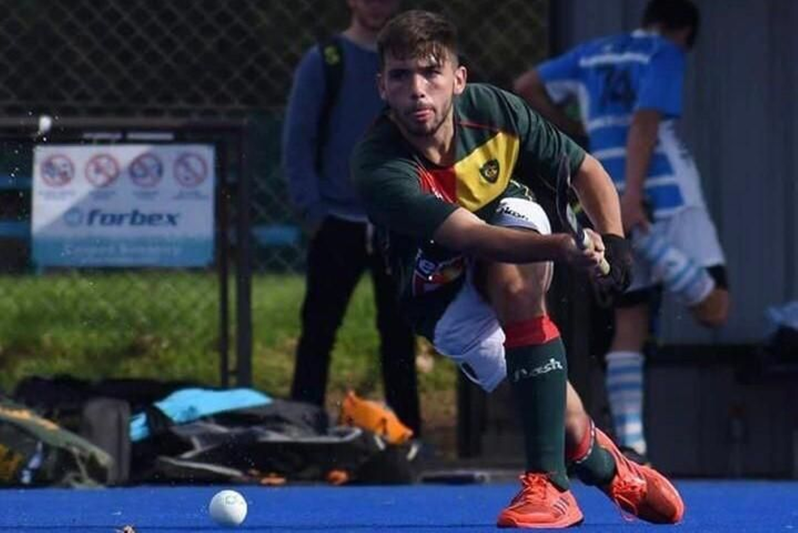 Tomás González, fichaje para el Hockey Benalmádena. Tomás González, fichaje para el Hockey Benalmádena.