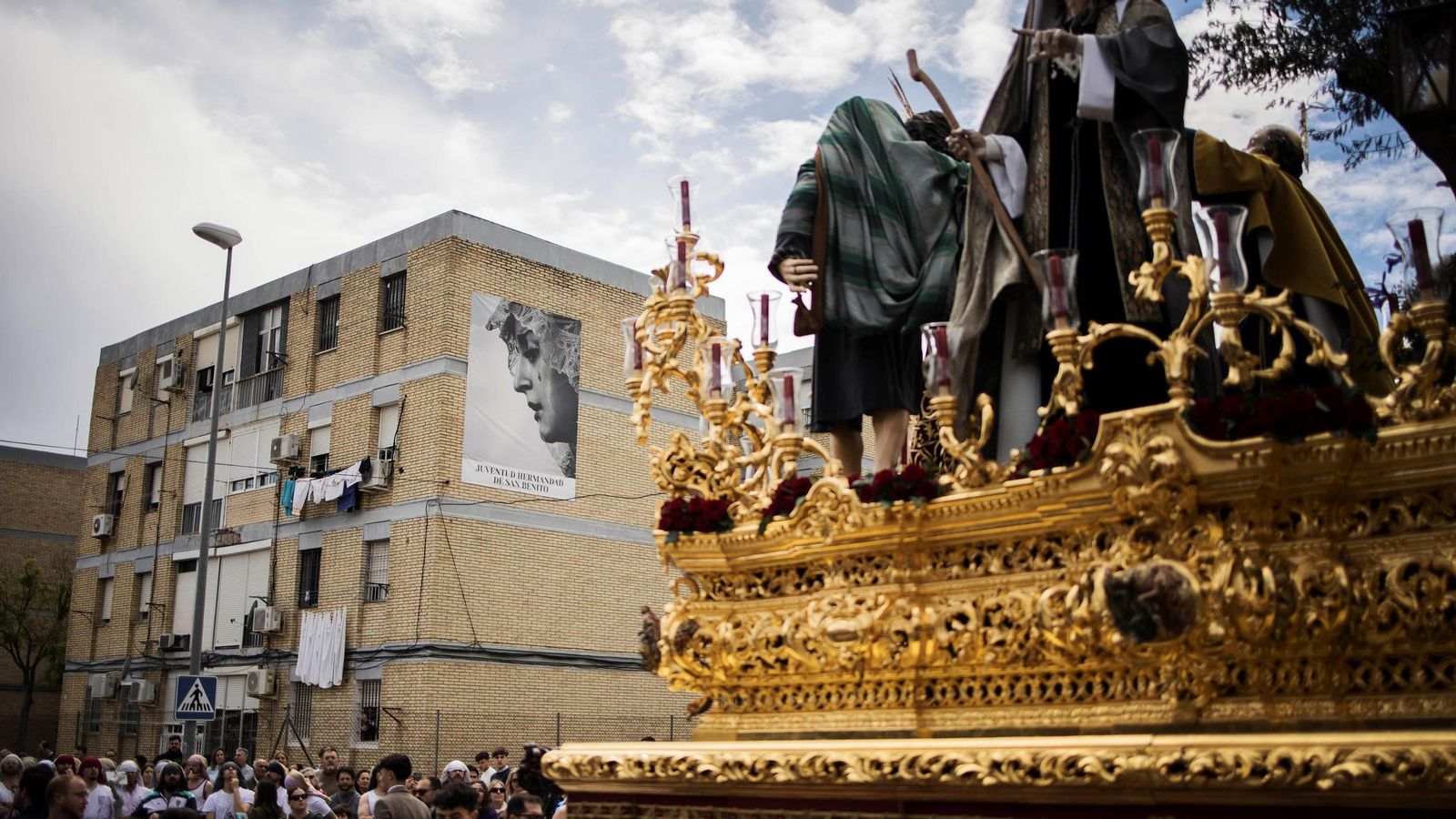 La Clemencia, avanzando por el Polígono San Benito.