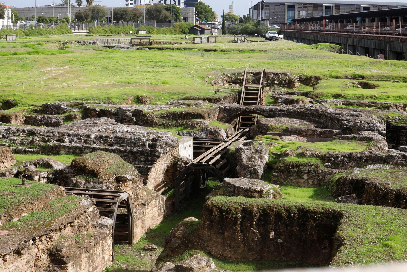 Las imágenes del estado del yacimiento de Cercadilla