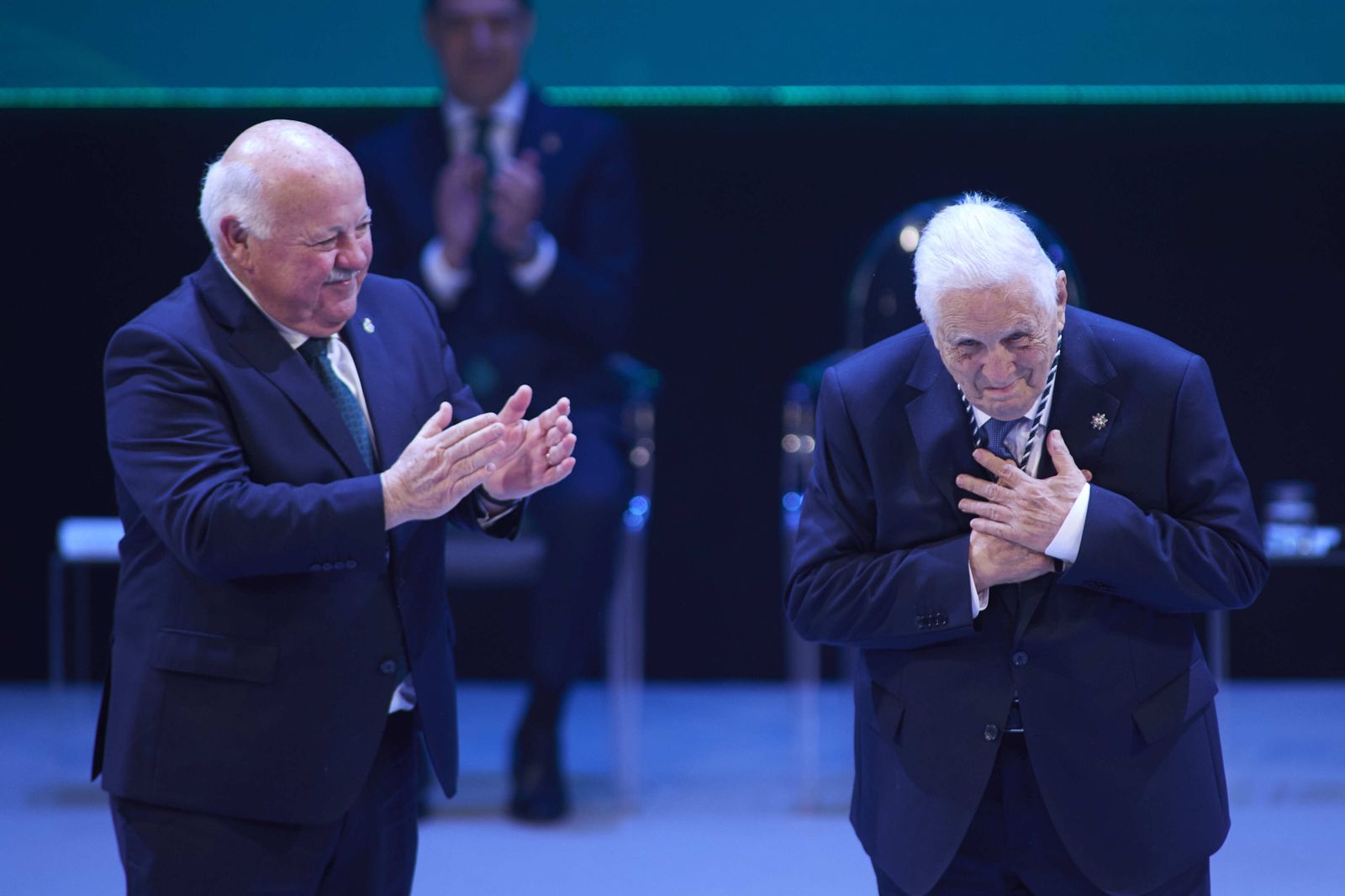 José María Segovia recoge su Medalla de Andalucía.