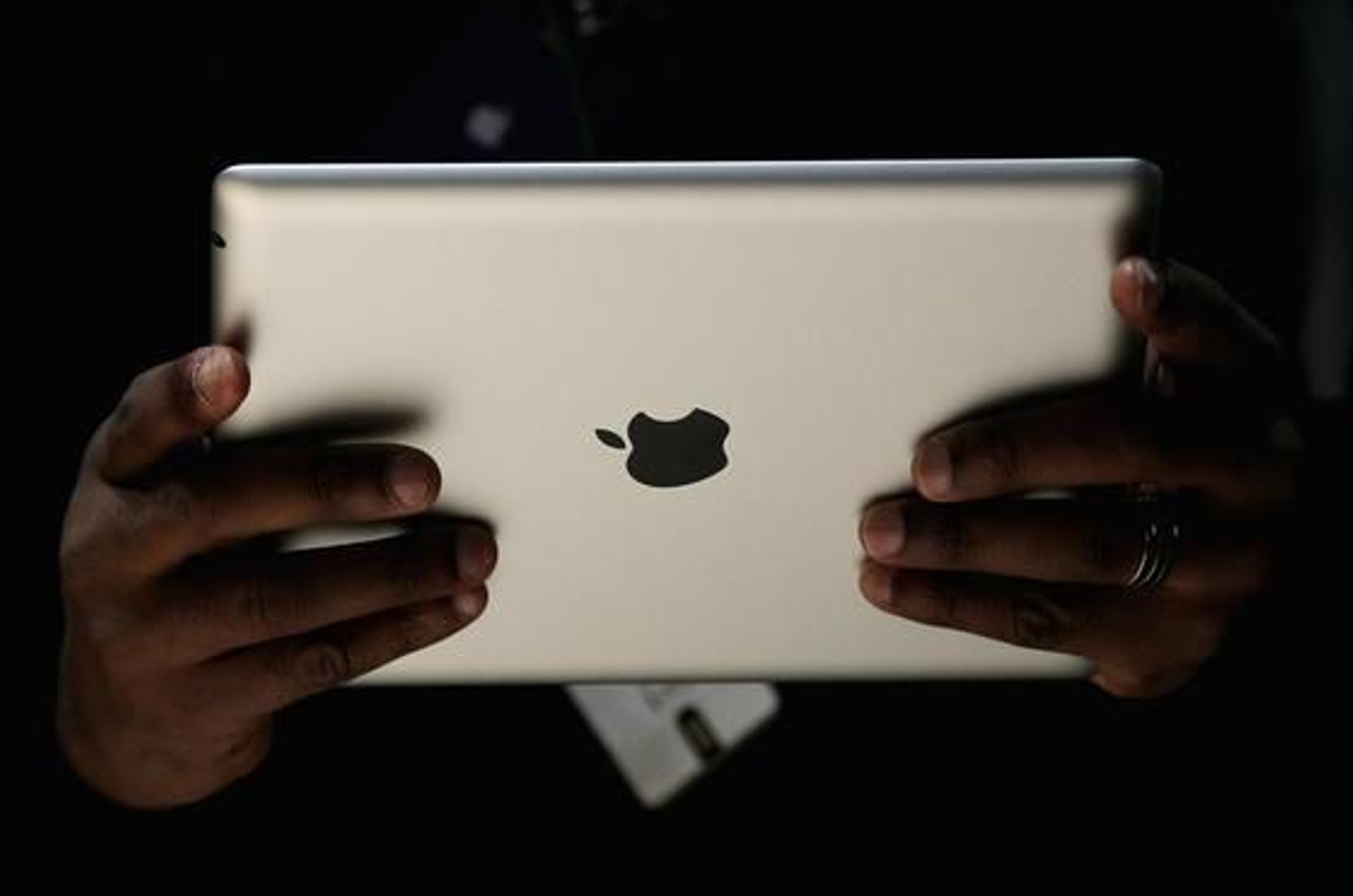 Steve Jobs presenta el iPad 2, la nueva versión del 'tablet' de Apple.

Foto: AFP Photo