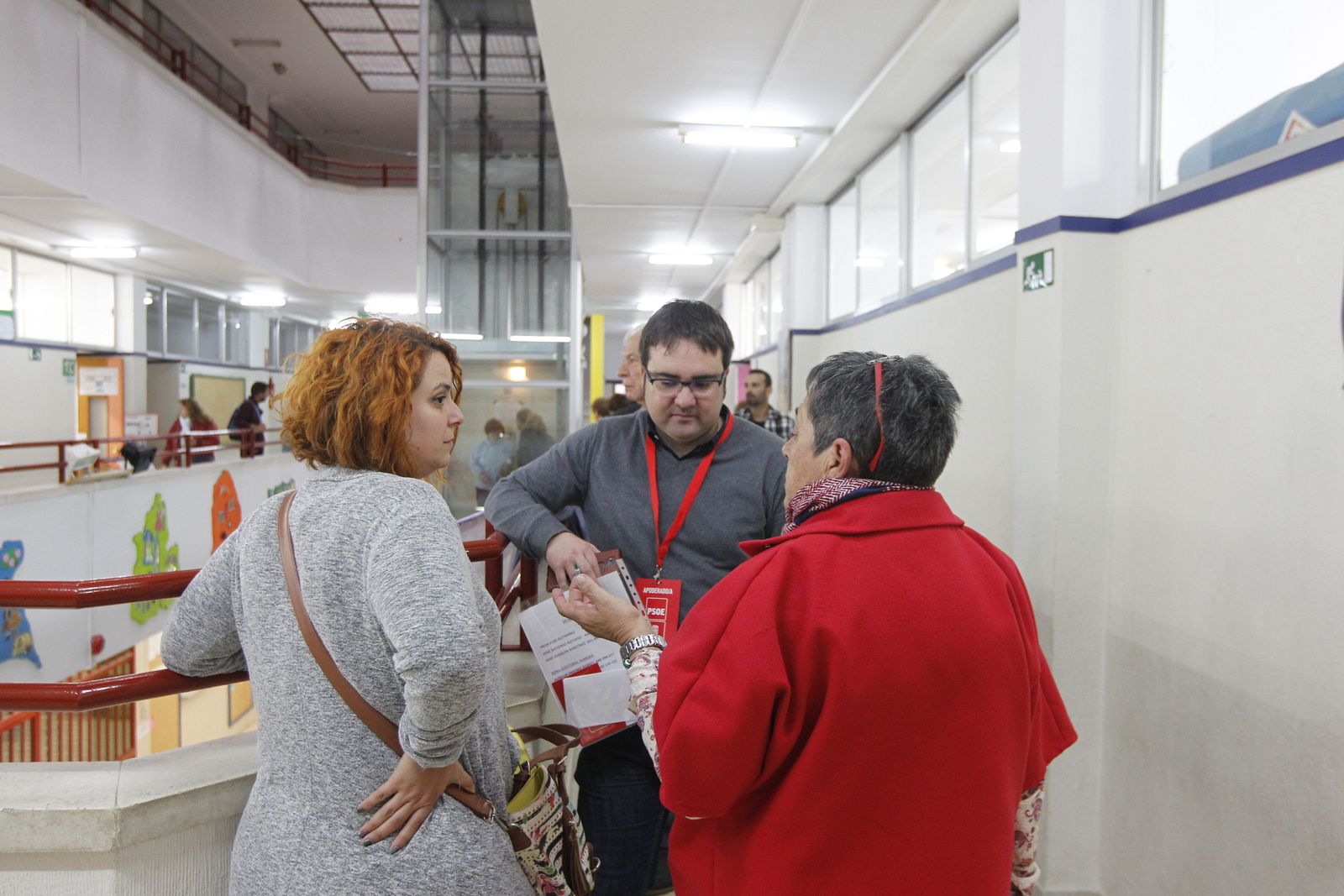 Así están votando los almerienses este 10N