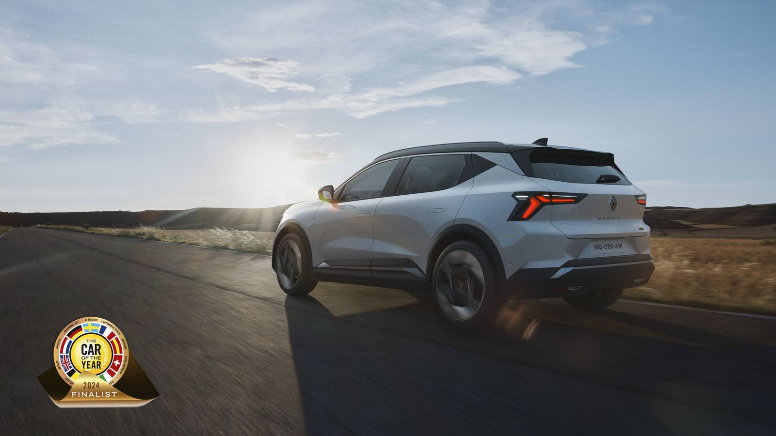 La oferta de niveles de equipamiento es muy abundante para un modelo que, únicamente, dispone de dos opciones de motores y baterías.